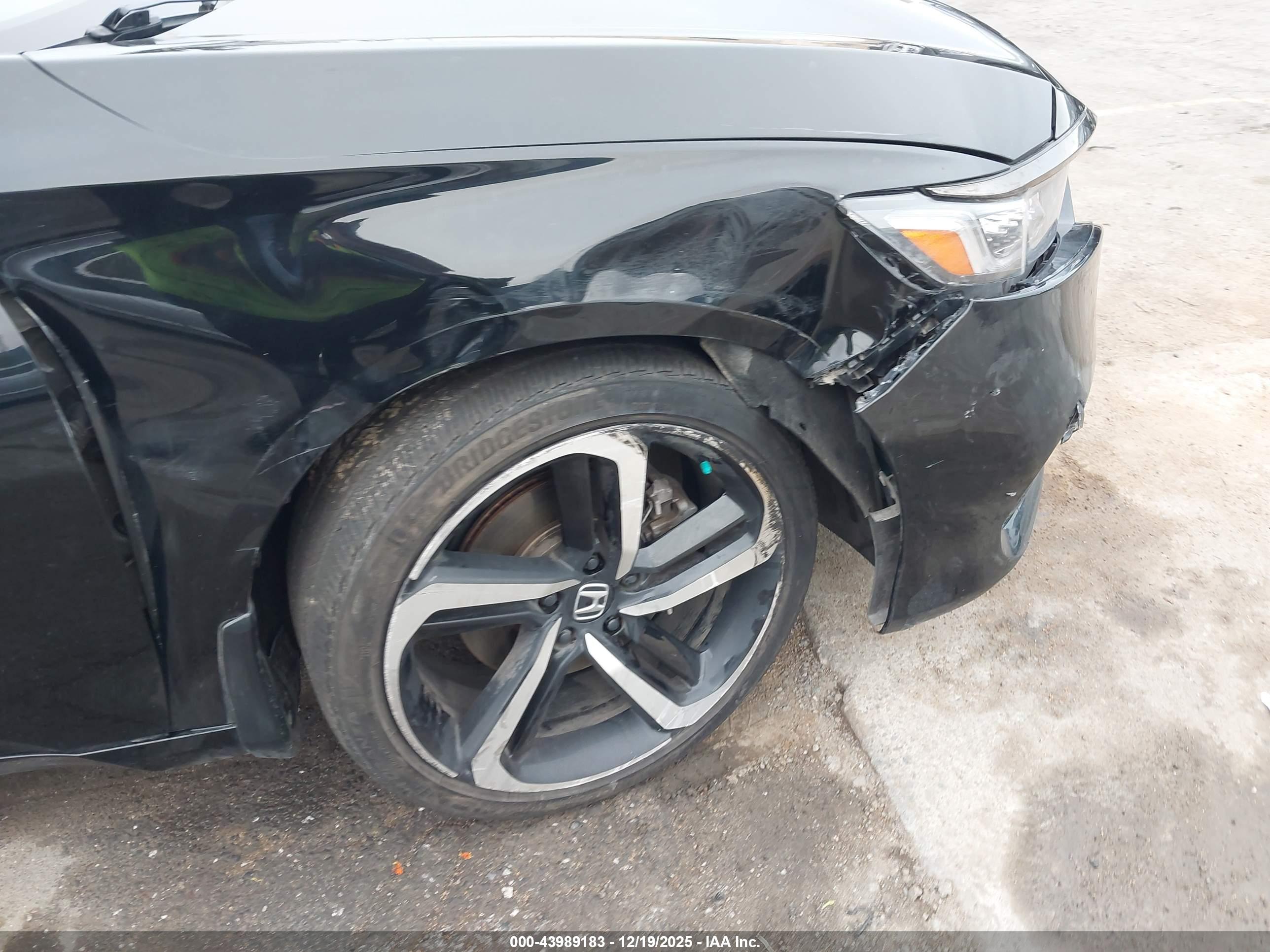 HONDA ACCORD image 6