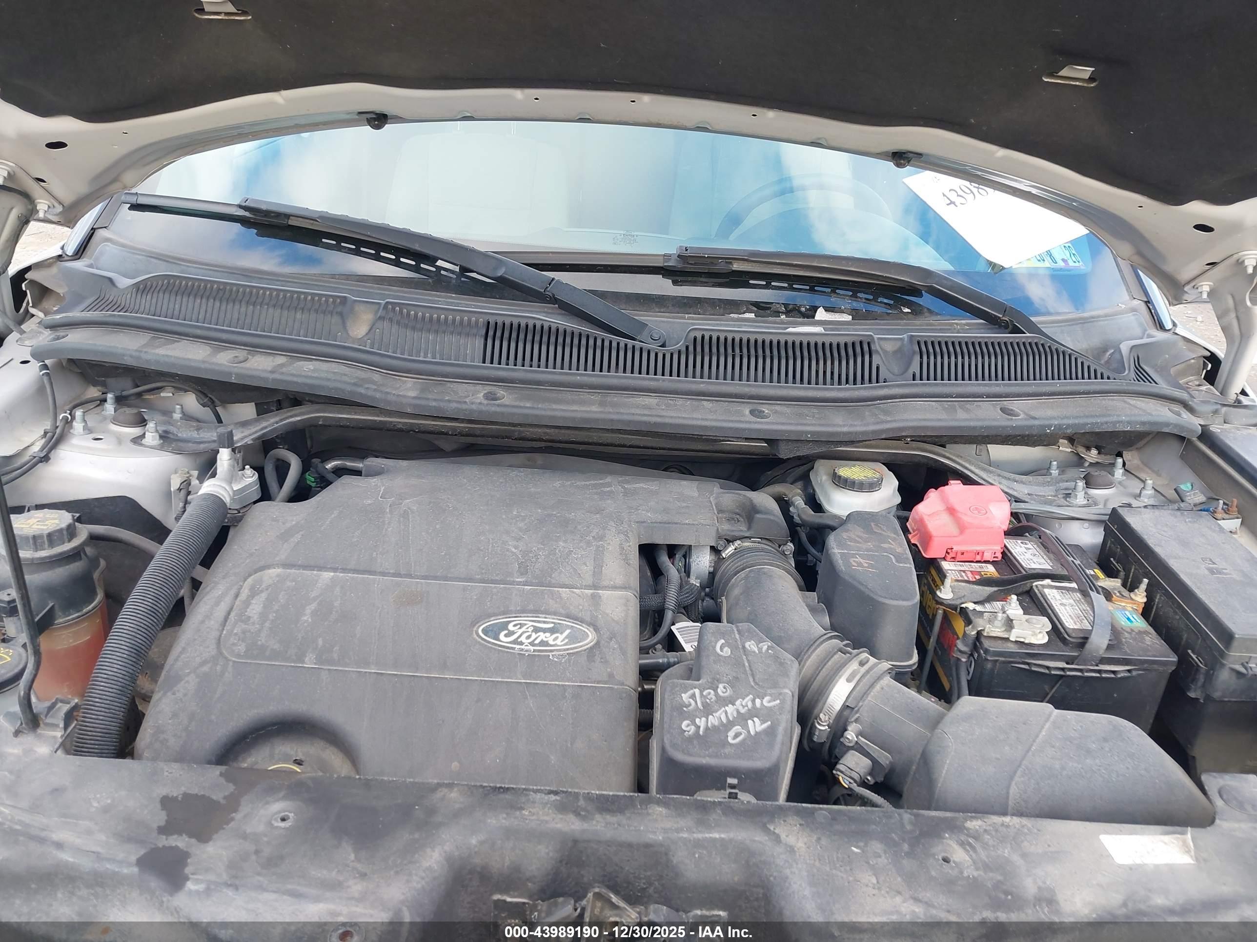 FORD EXPLORER image 10