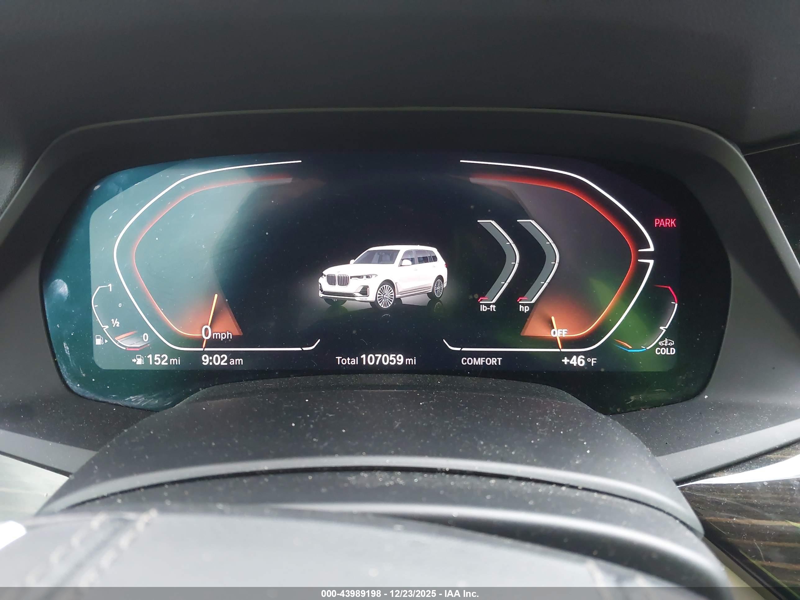 BMW X7 image 7