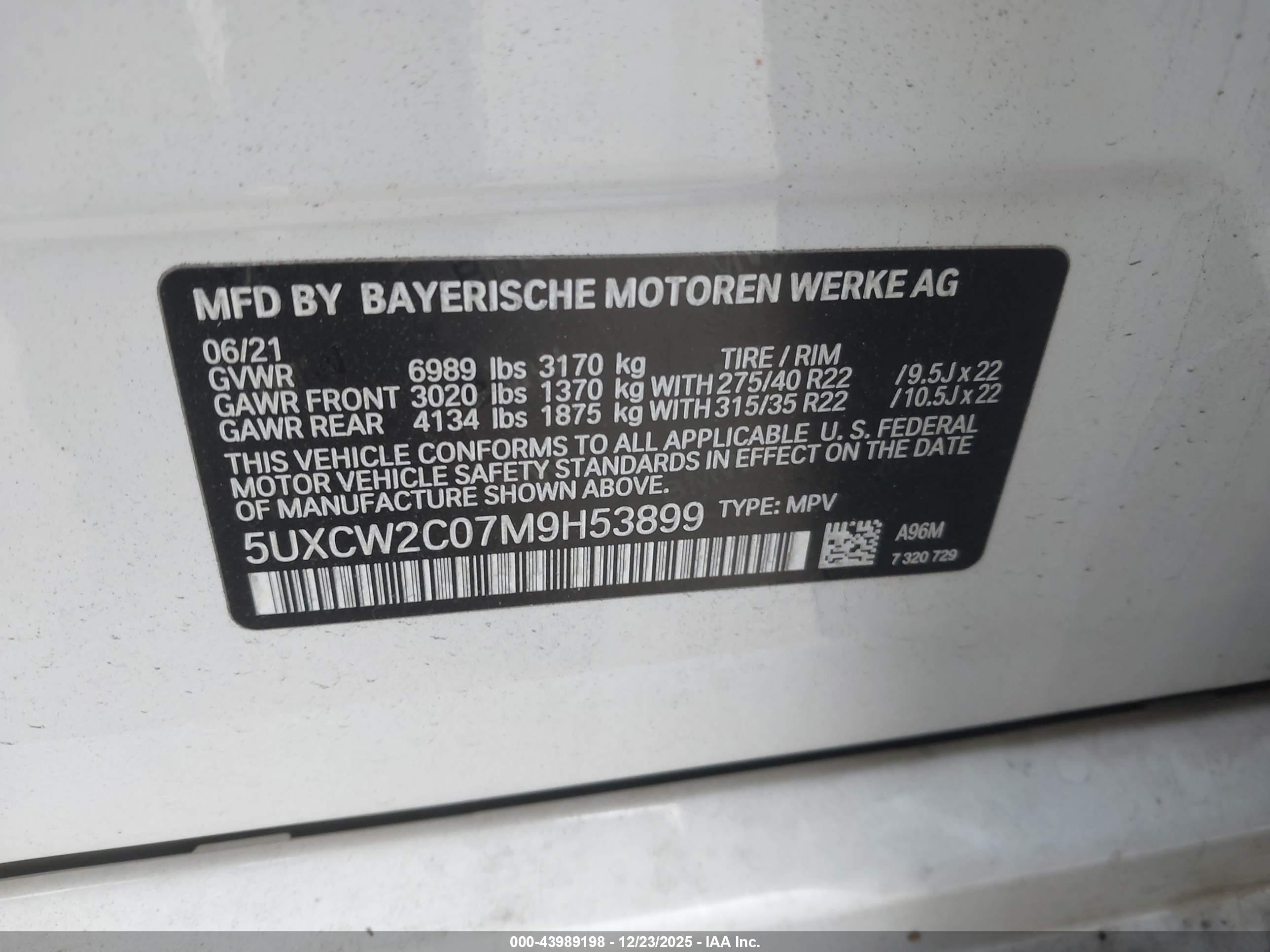 BMW X7 image 9
