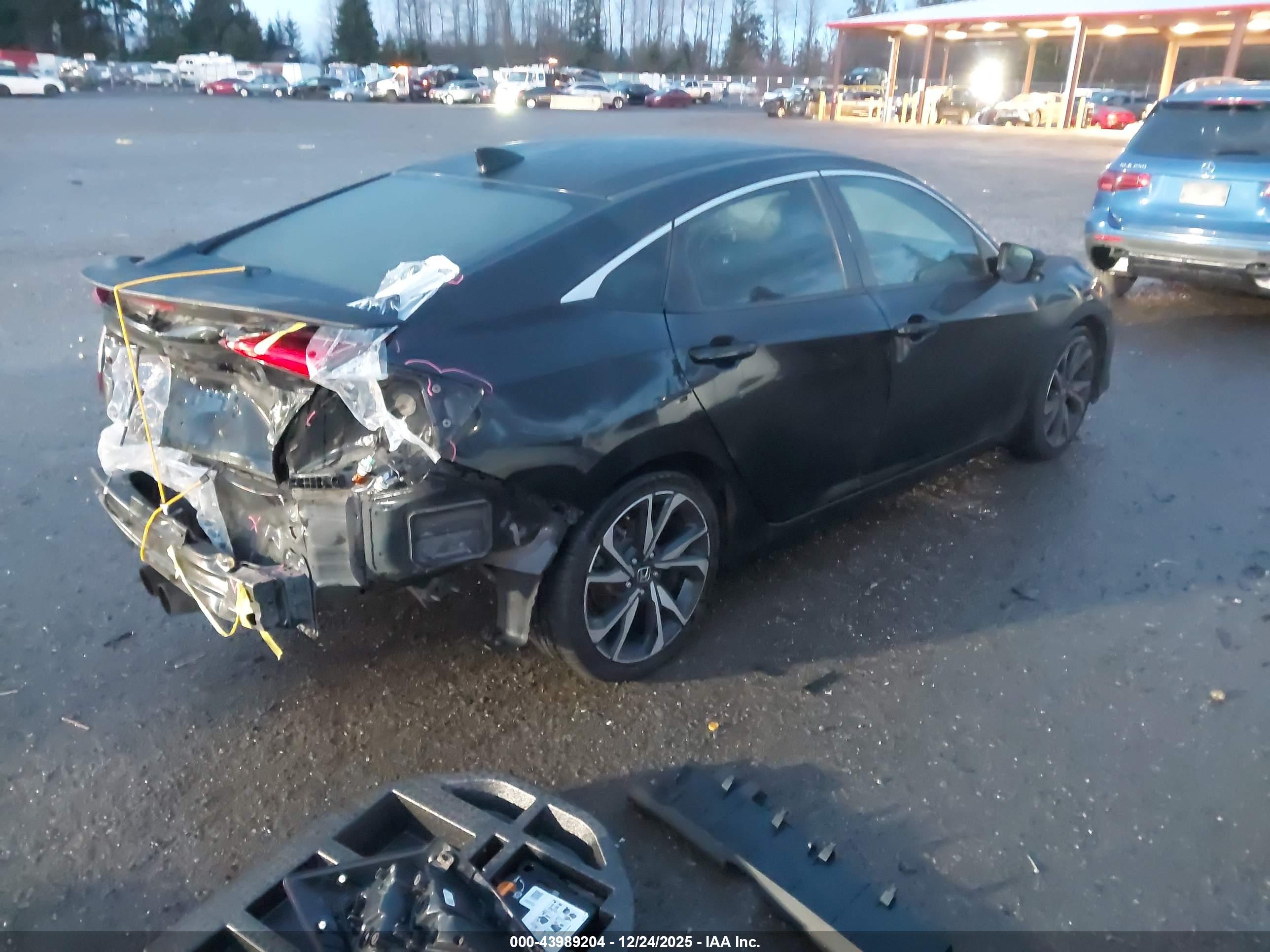 HONDA CIVIC image 4