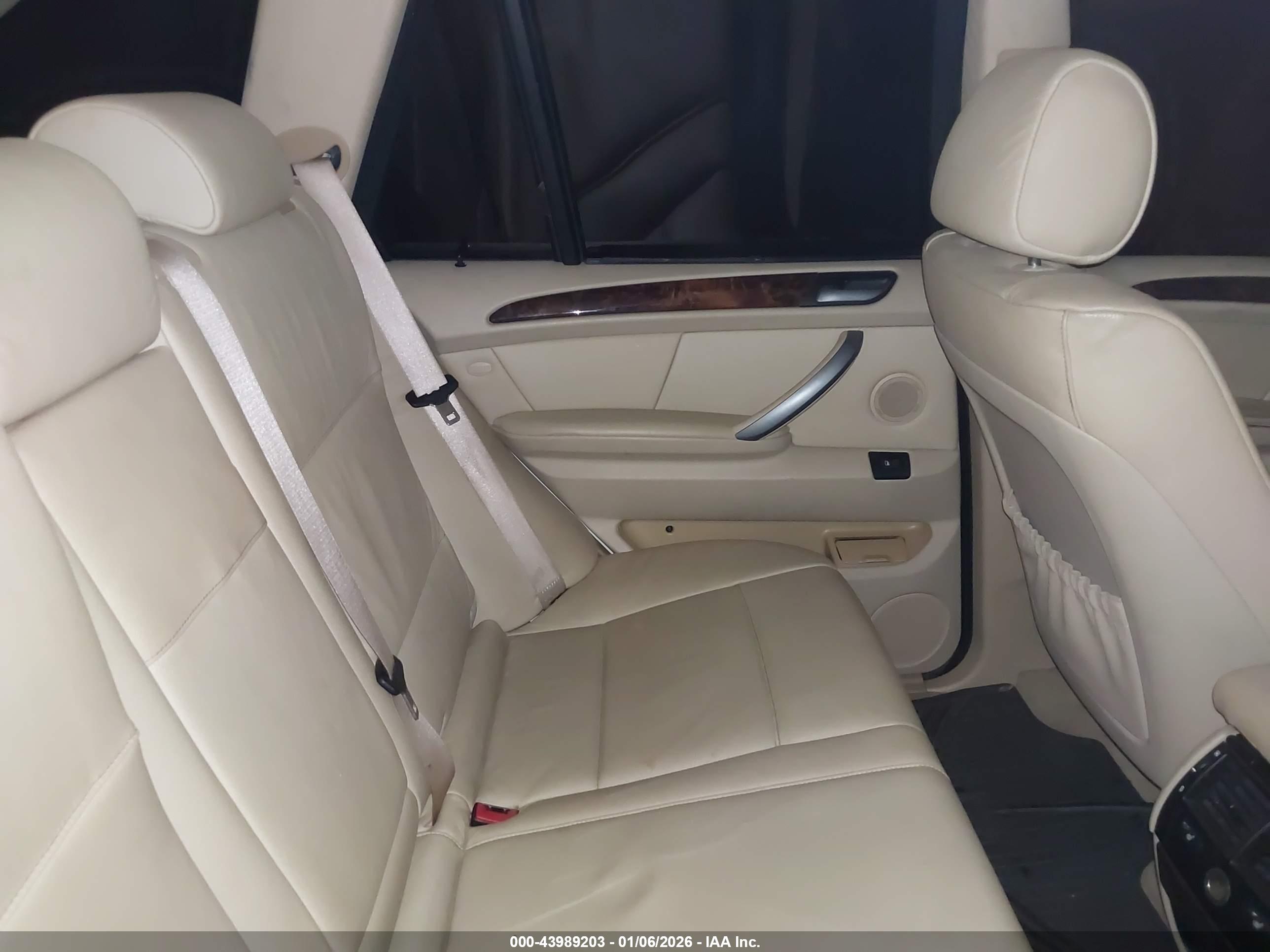 BMW X5 image 8