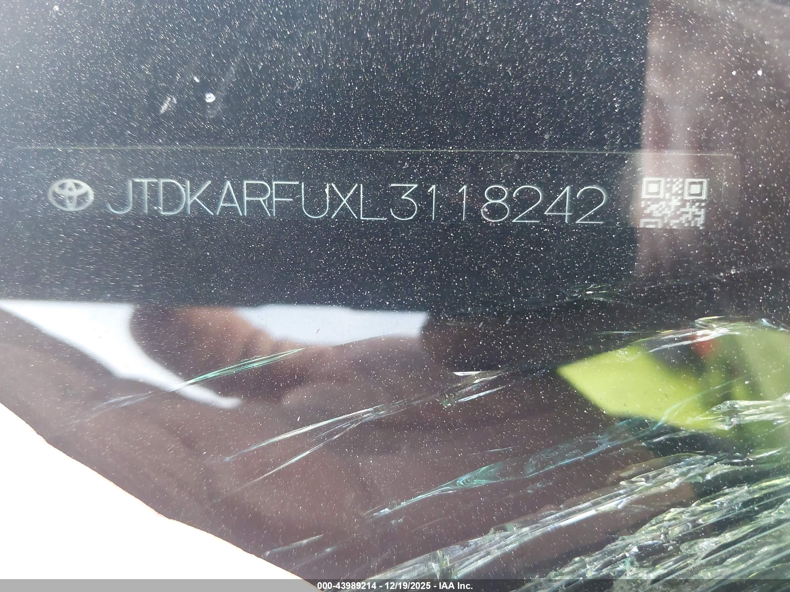 TOYOTA PRIUS image 9