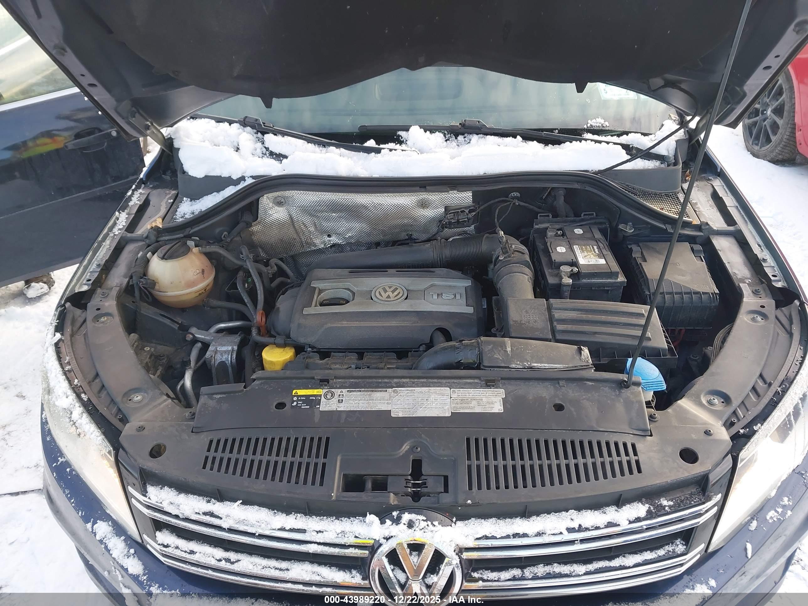 VOLKSWAGEN TIGUAN image 10