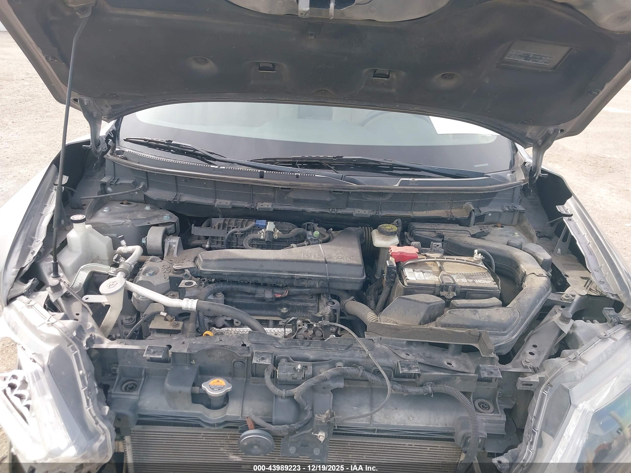 NISSAN ROGUE image 10