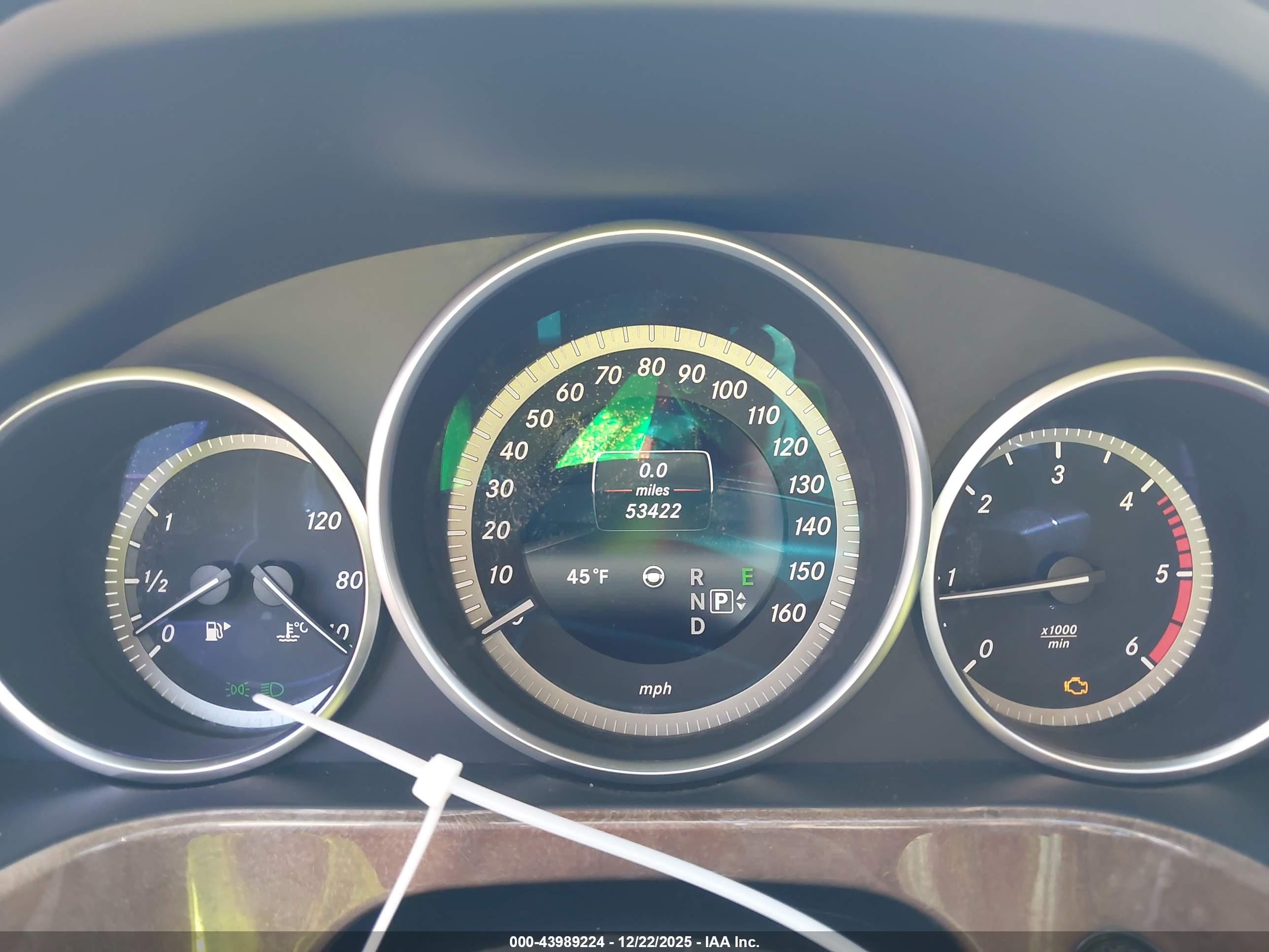 MERCEDES-BENZ E image 7