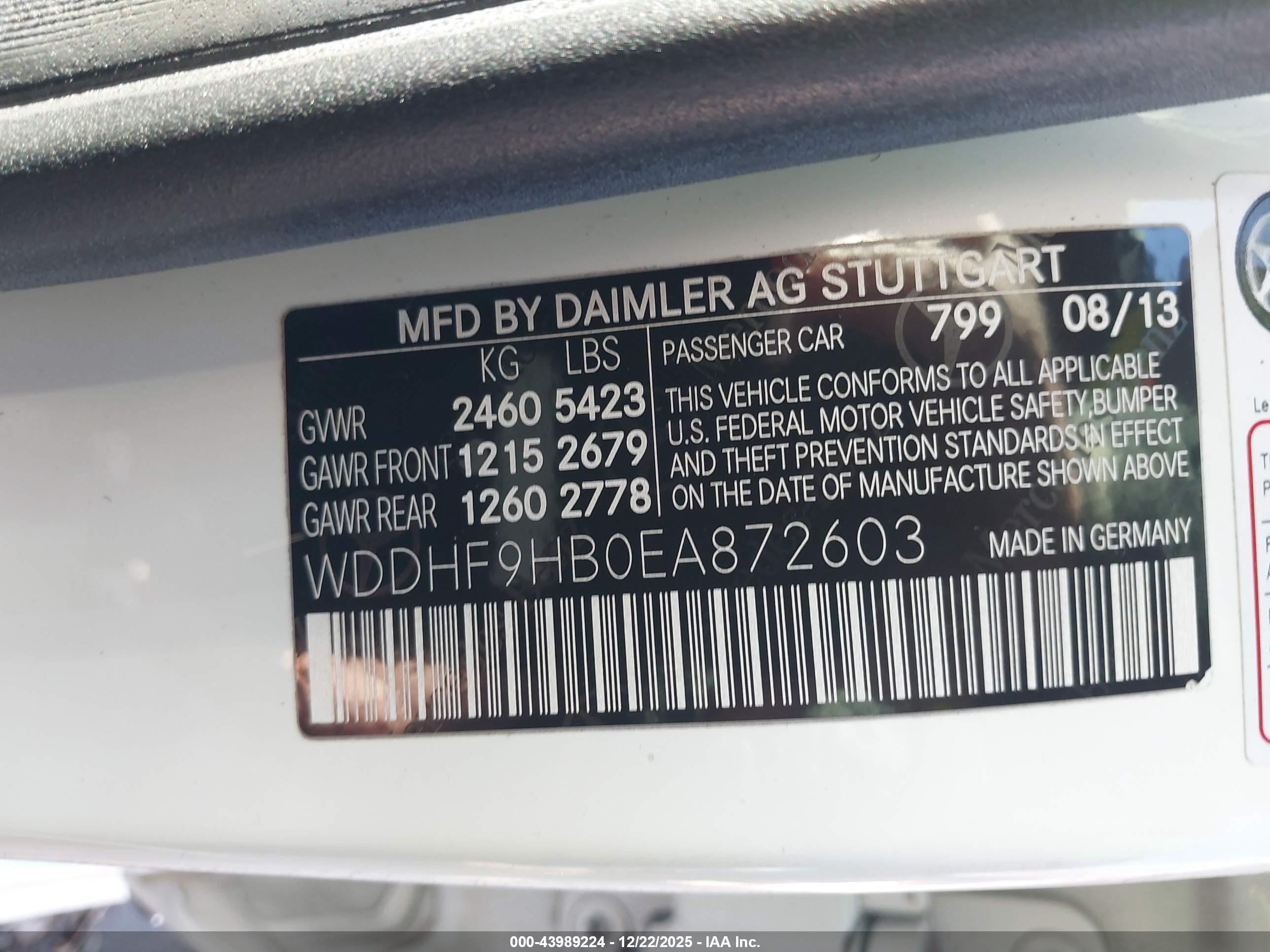 MERCEDES-BENZ E image 9