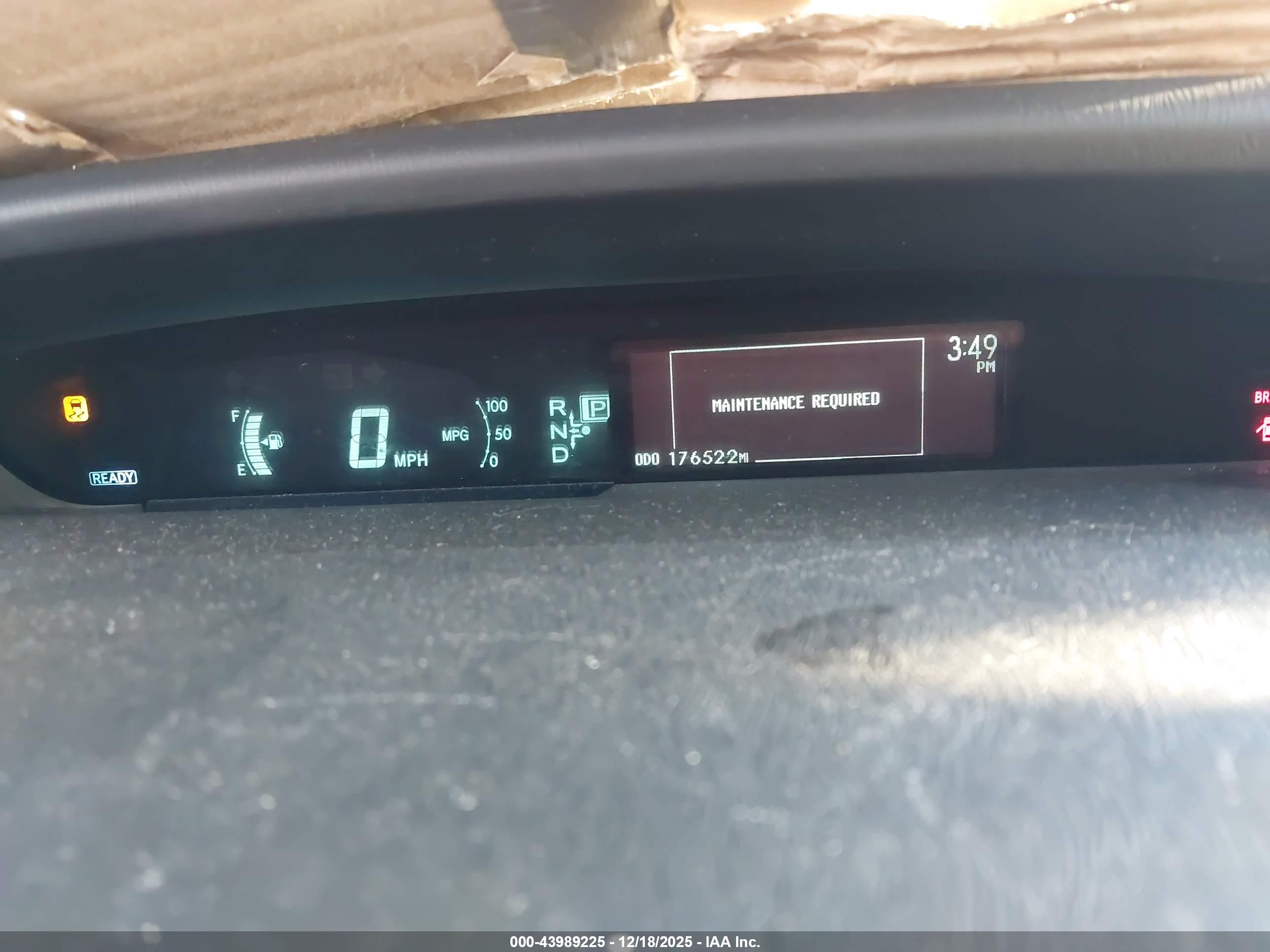 TOYOTA PRIUS image 7