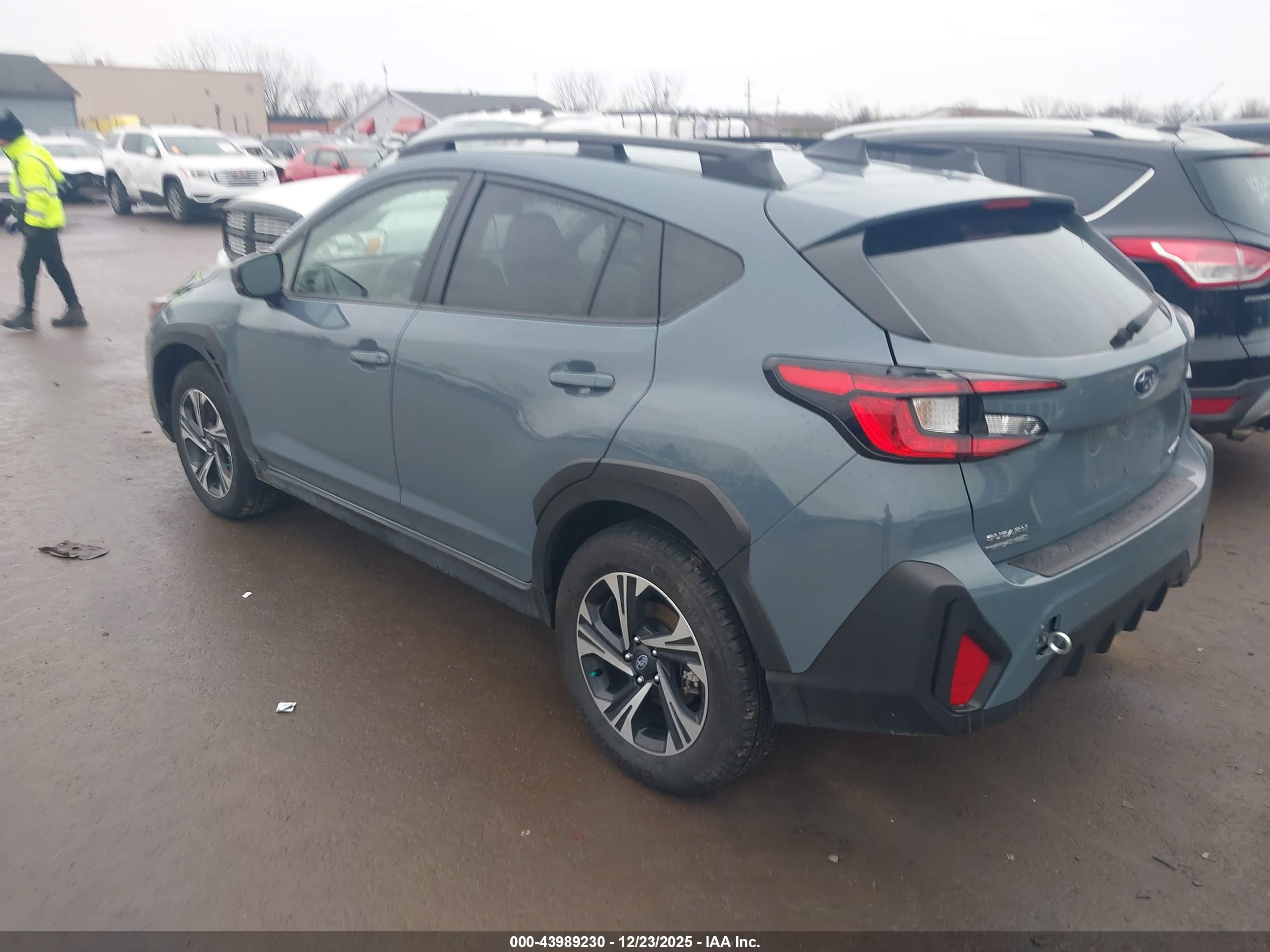SUBARU CROSSTREK image 3