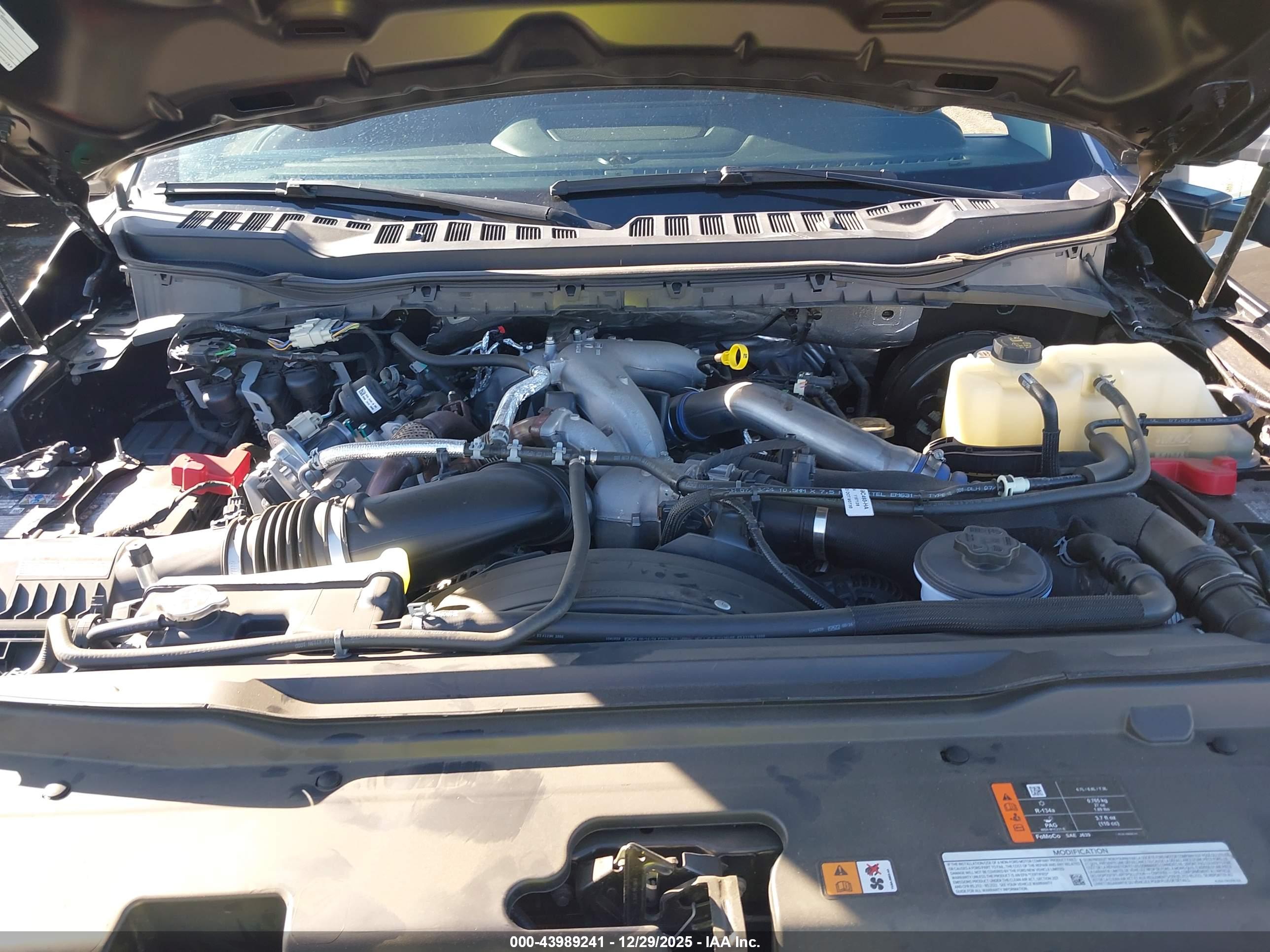 FORD F-250 image 10