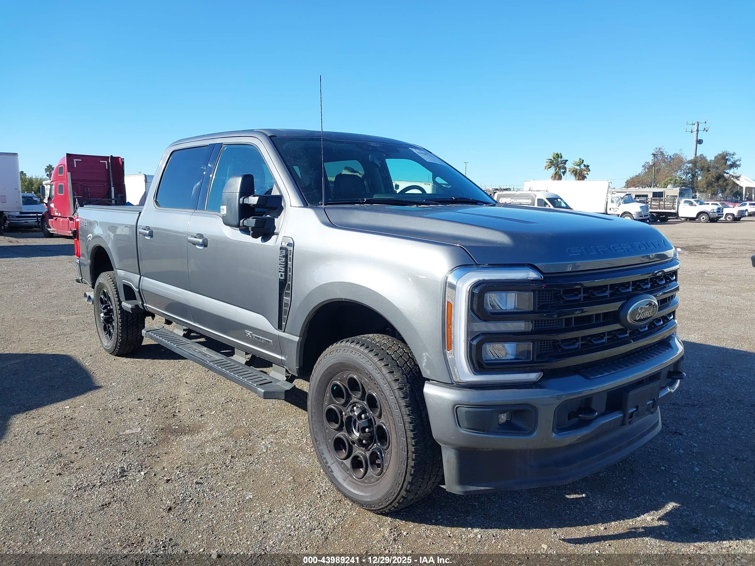 FORD F-250 image 6