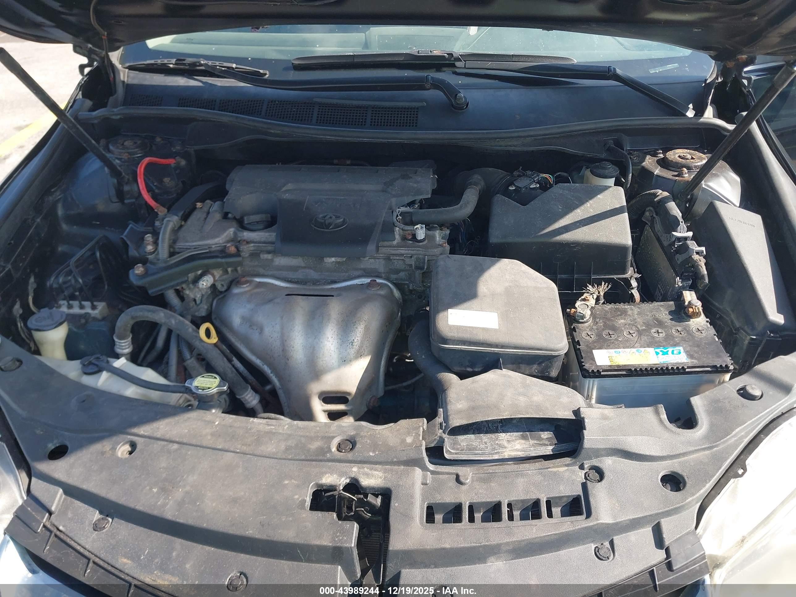 TOYOTA CAMRY image 10
