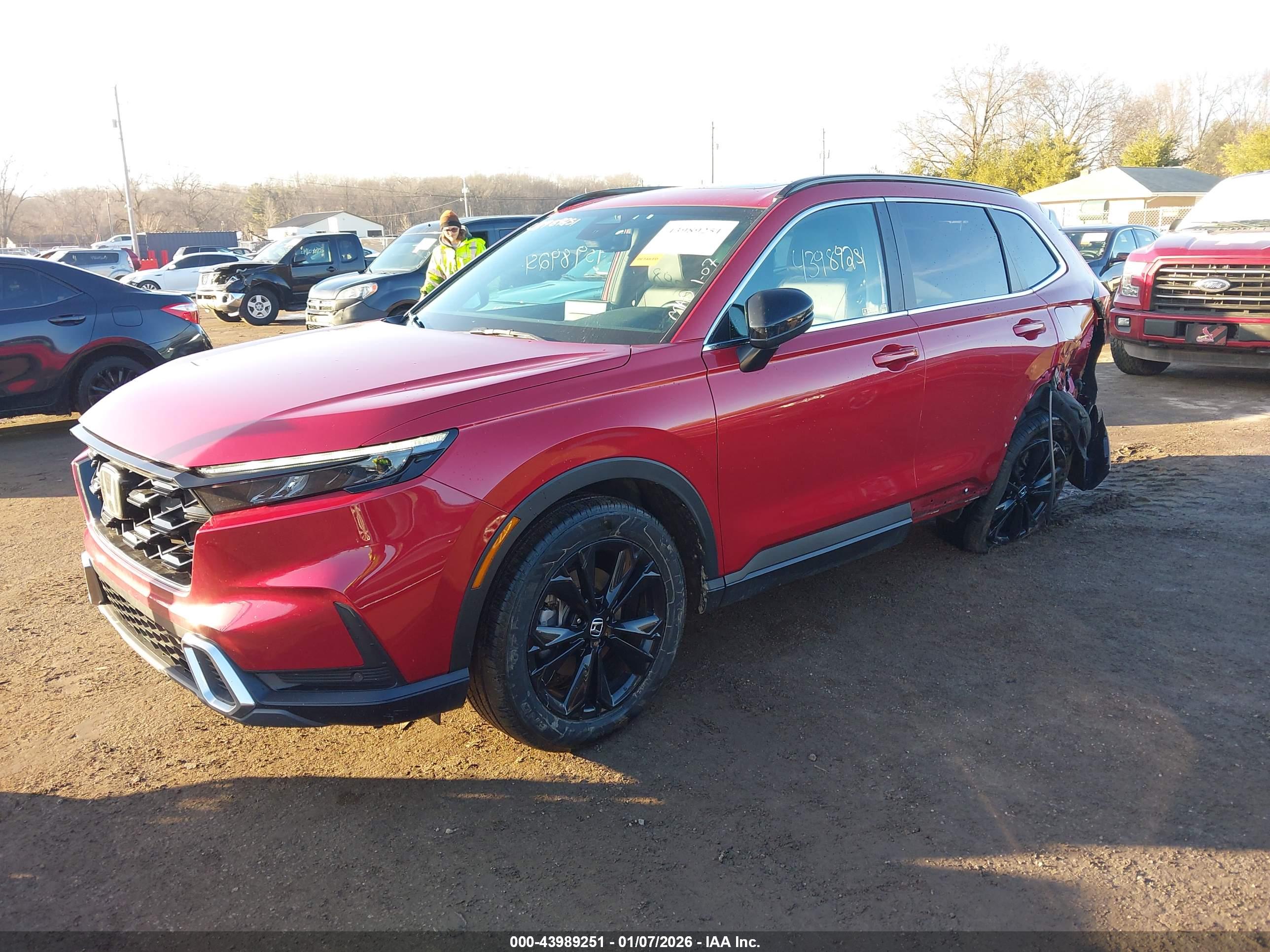 HONDA CR-V image 2
