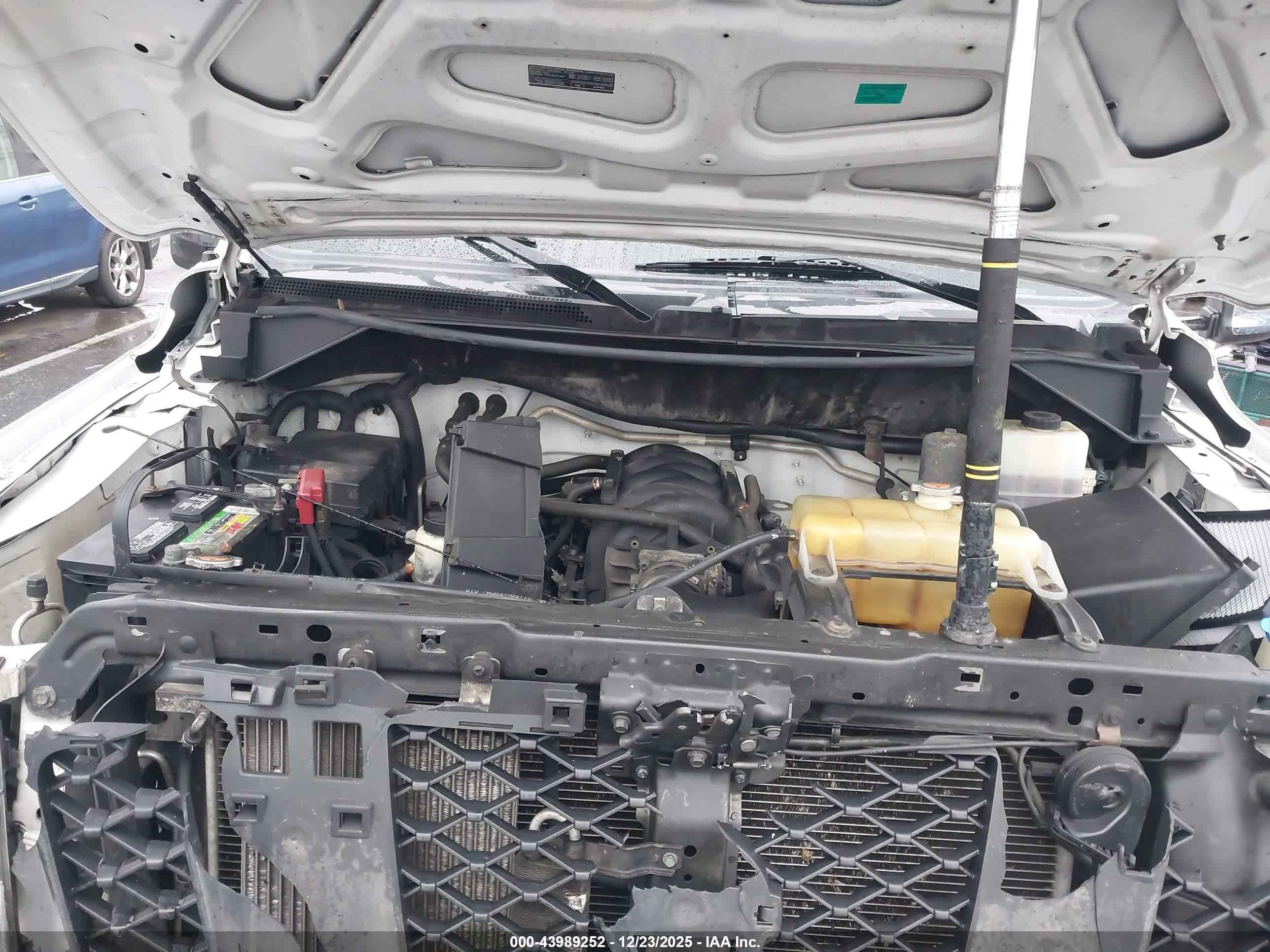 NISSAN NV image 10