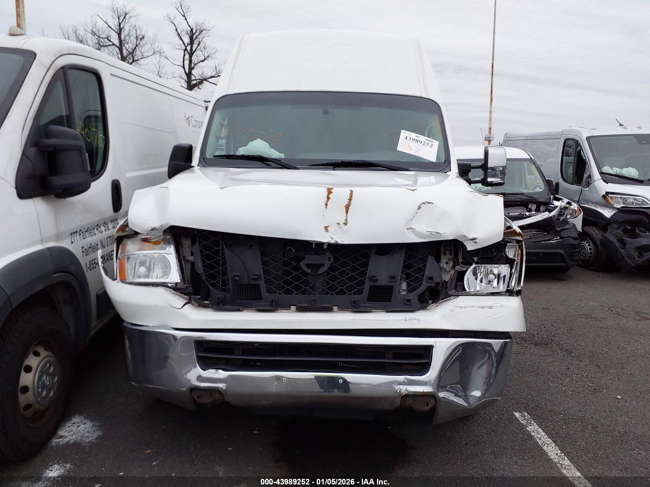 NISSAN NV image 6