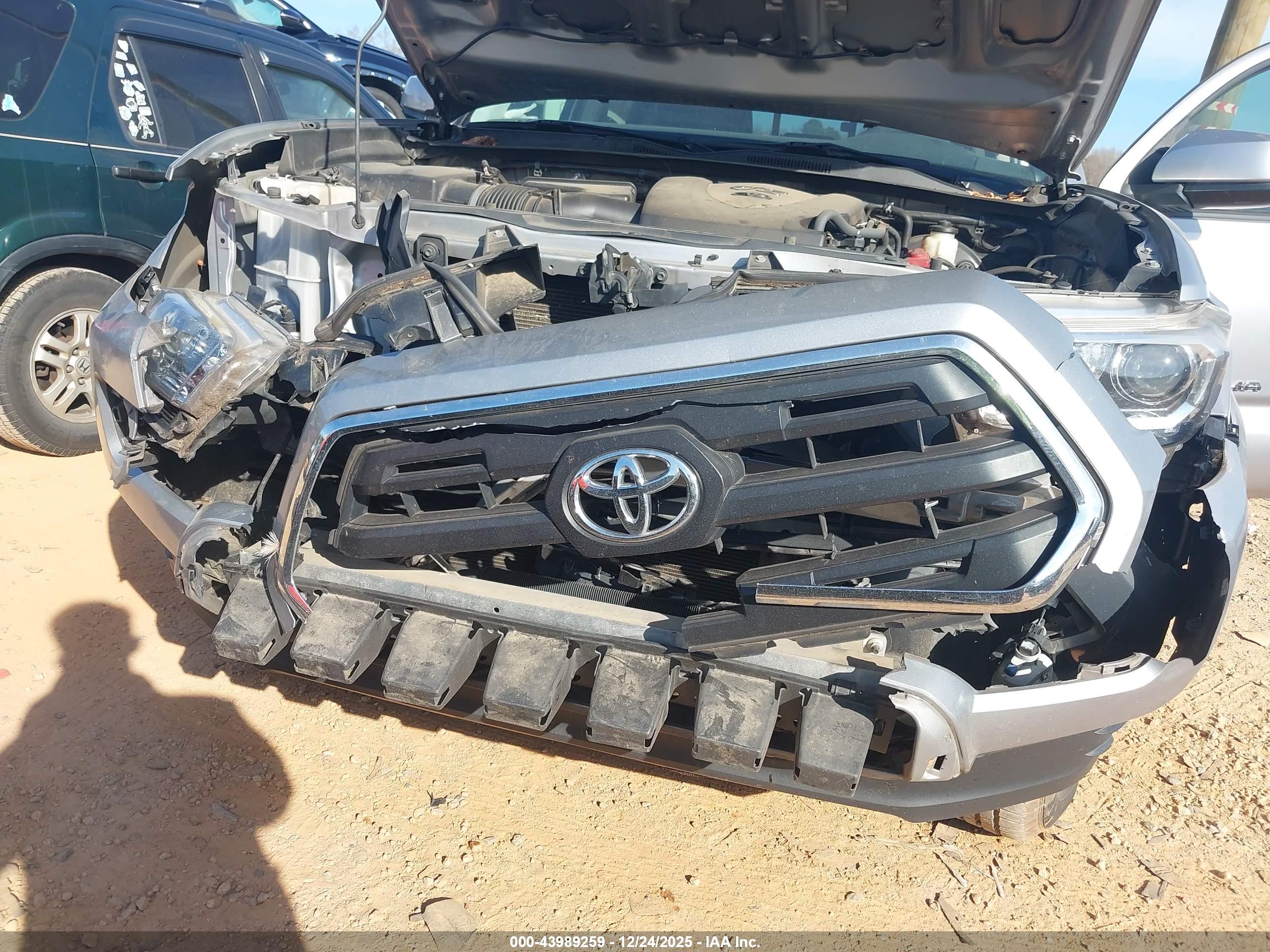 TOYOTA TACOMA image 6