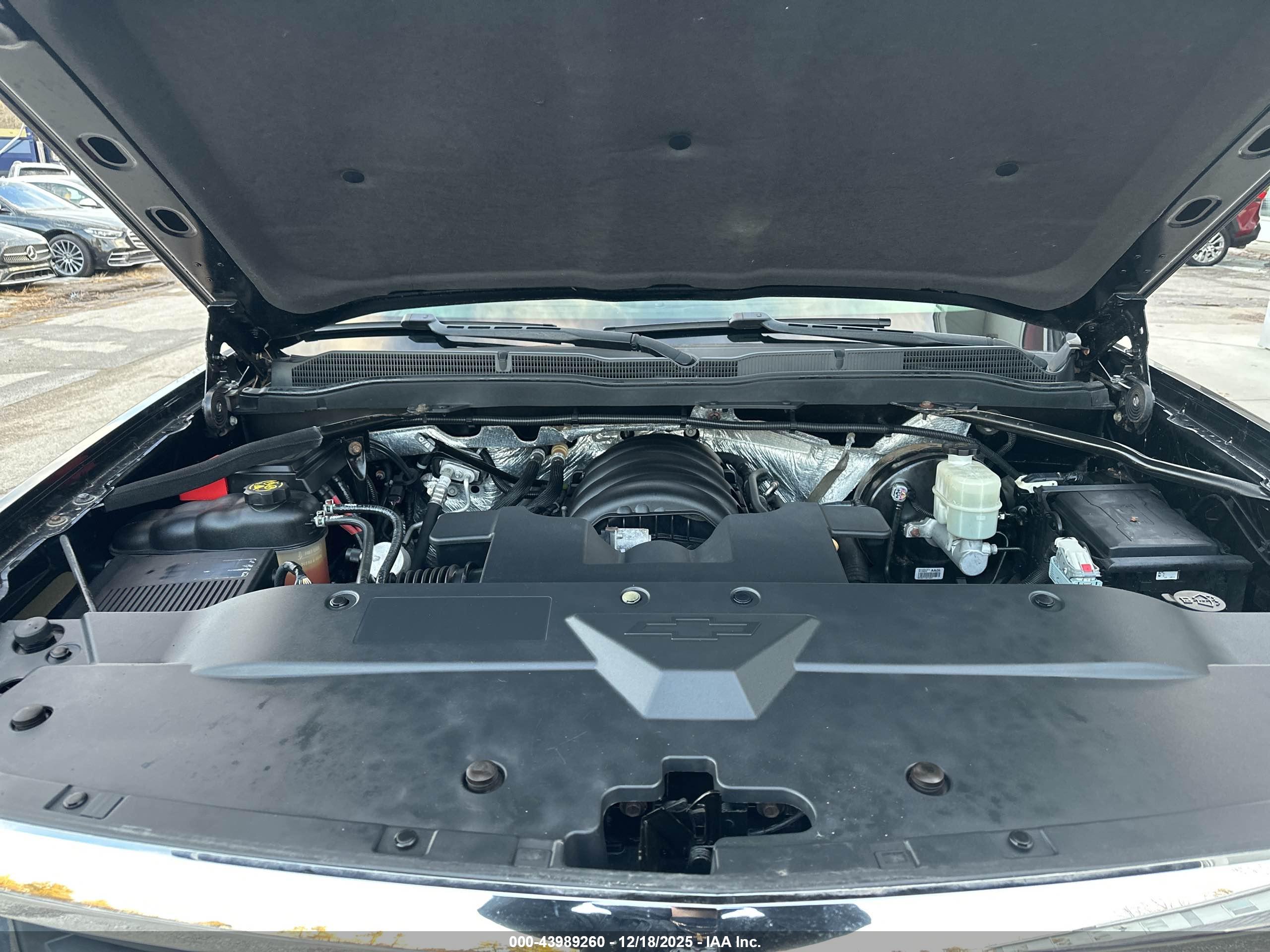 CHEVROLET SILVERADO image 10