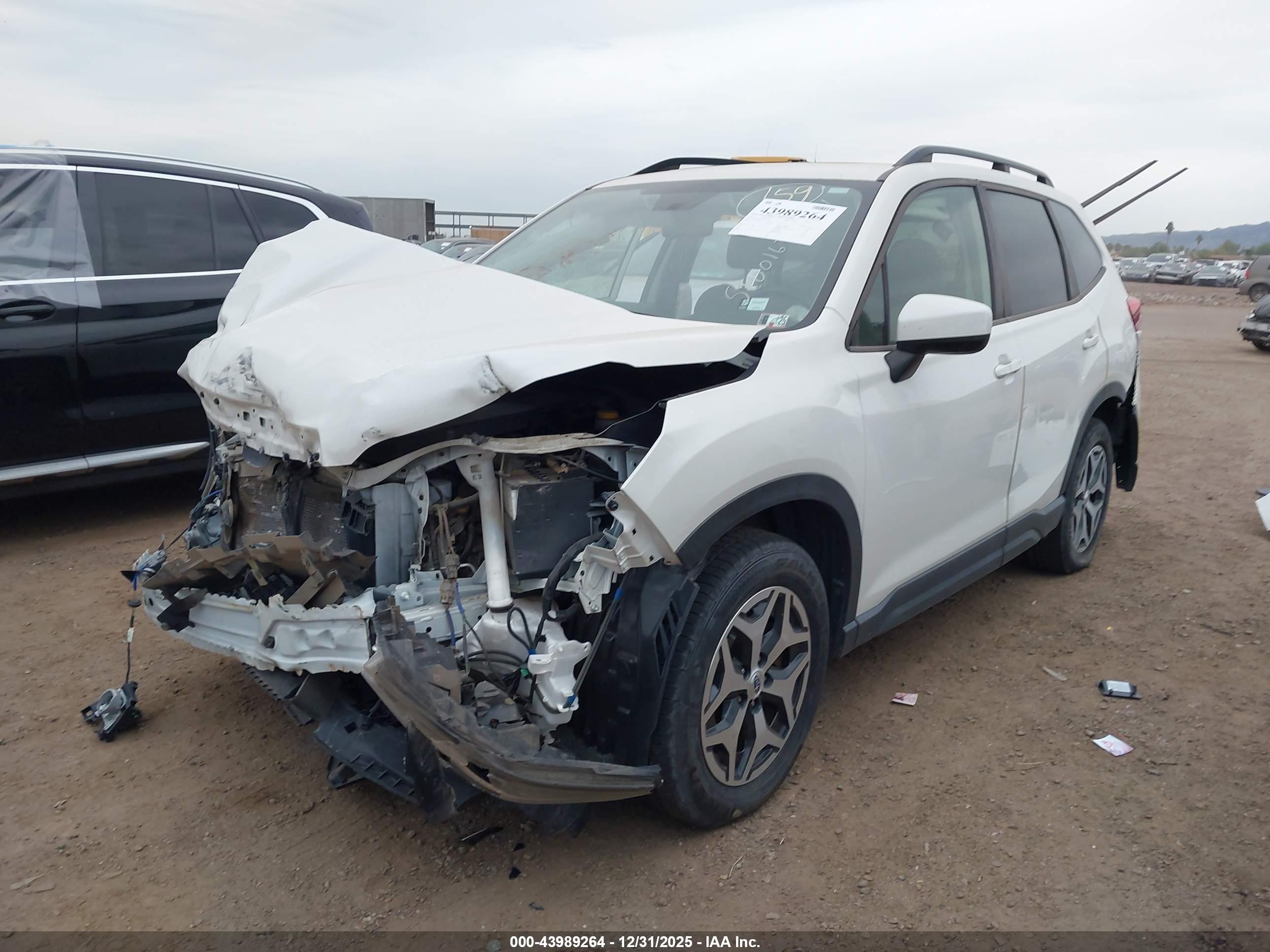 SUBARU FORESTER image 2