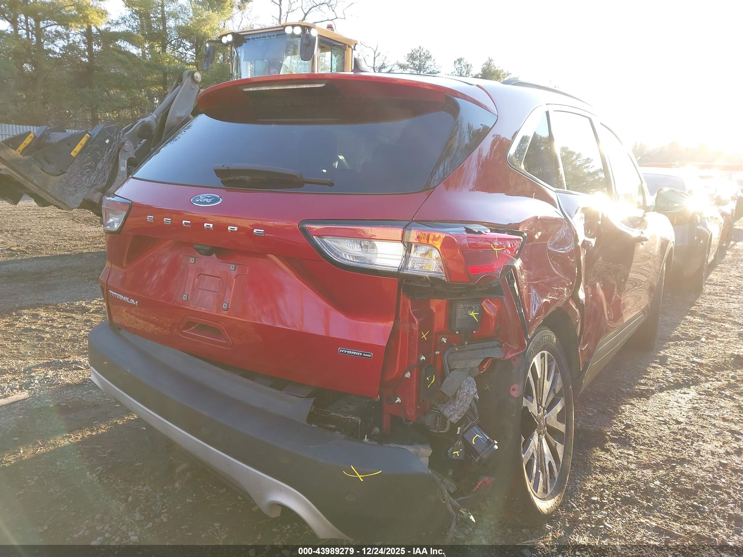 FORD ESCAPE image 4