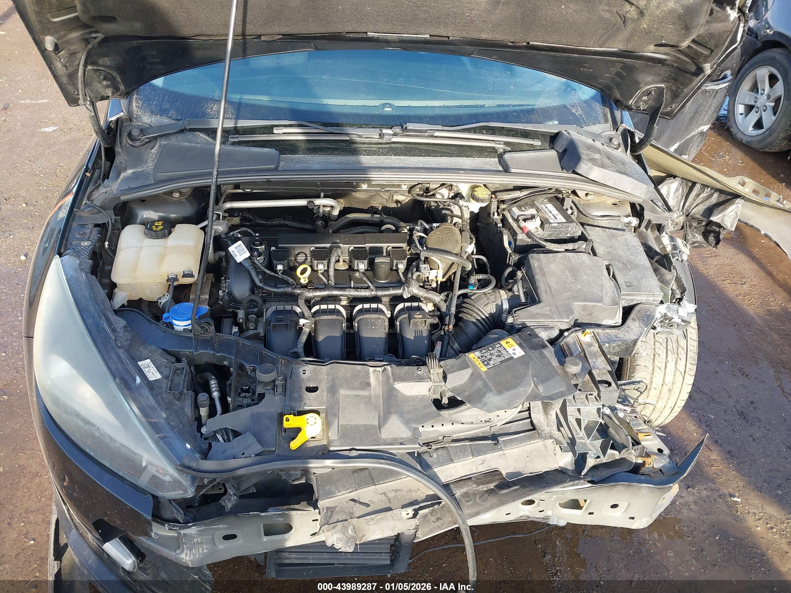 FORD FOCUS image 10