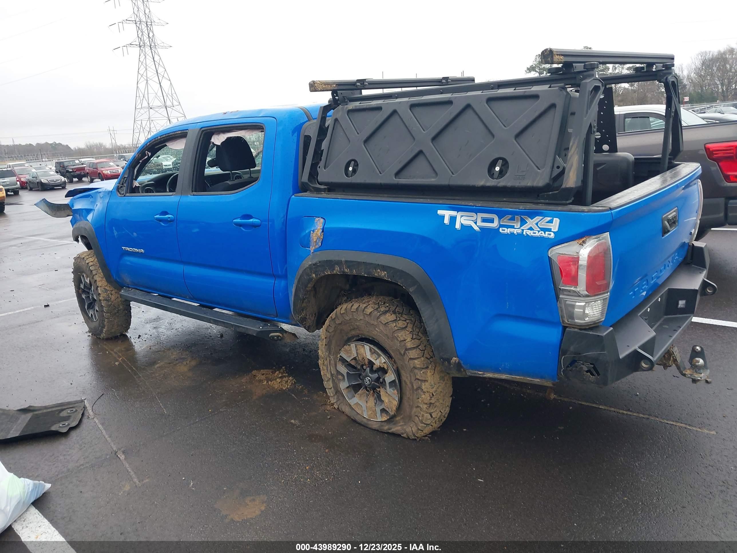 TOYOTA TACOMA image 3