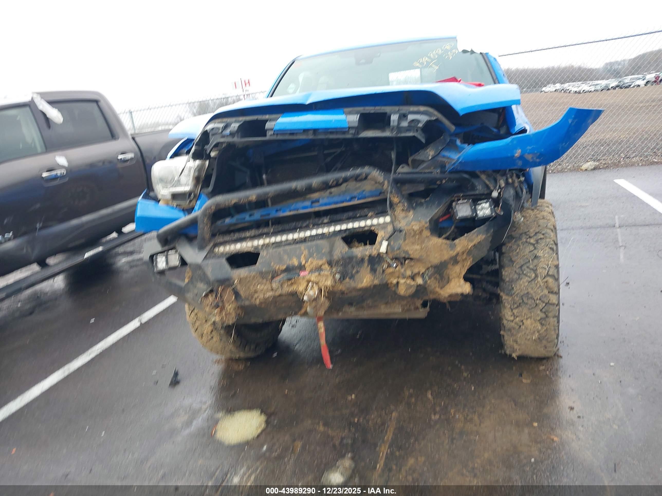 TOYOTA TACOMA image 6