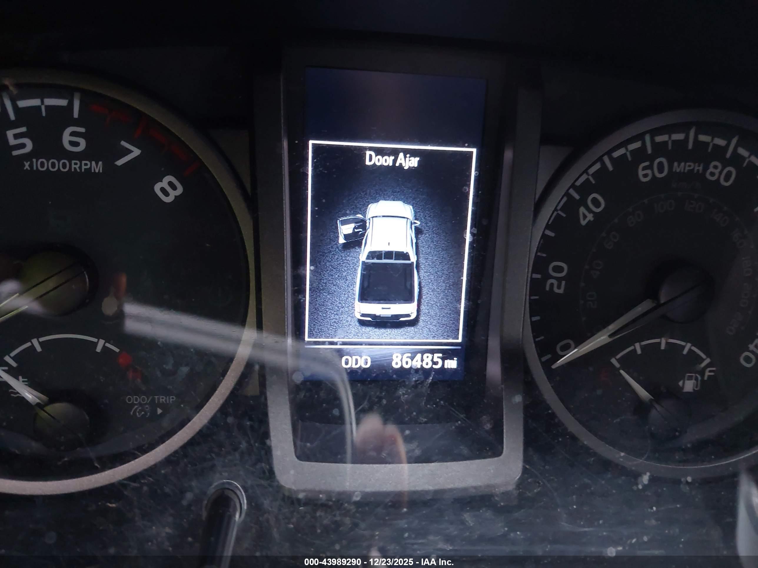 TOYOTA TACOMA image 7