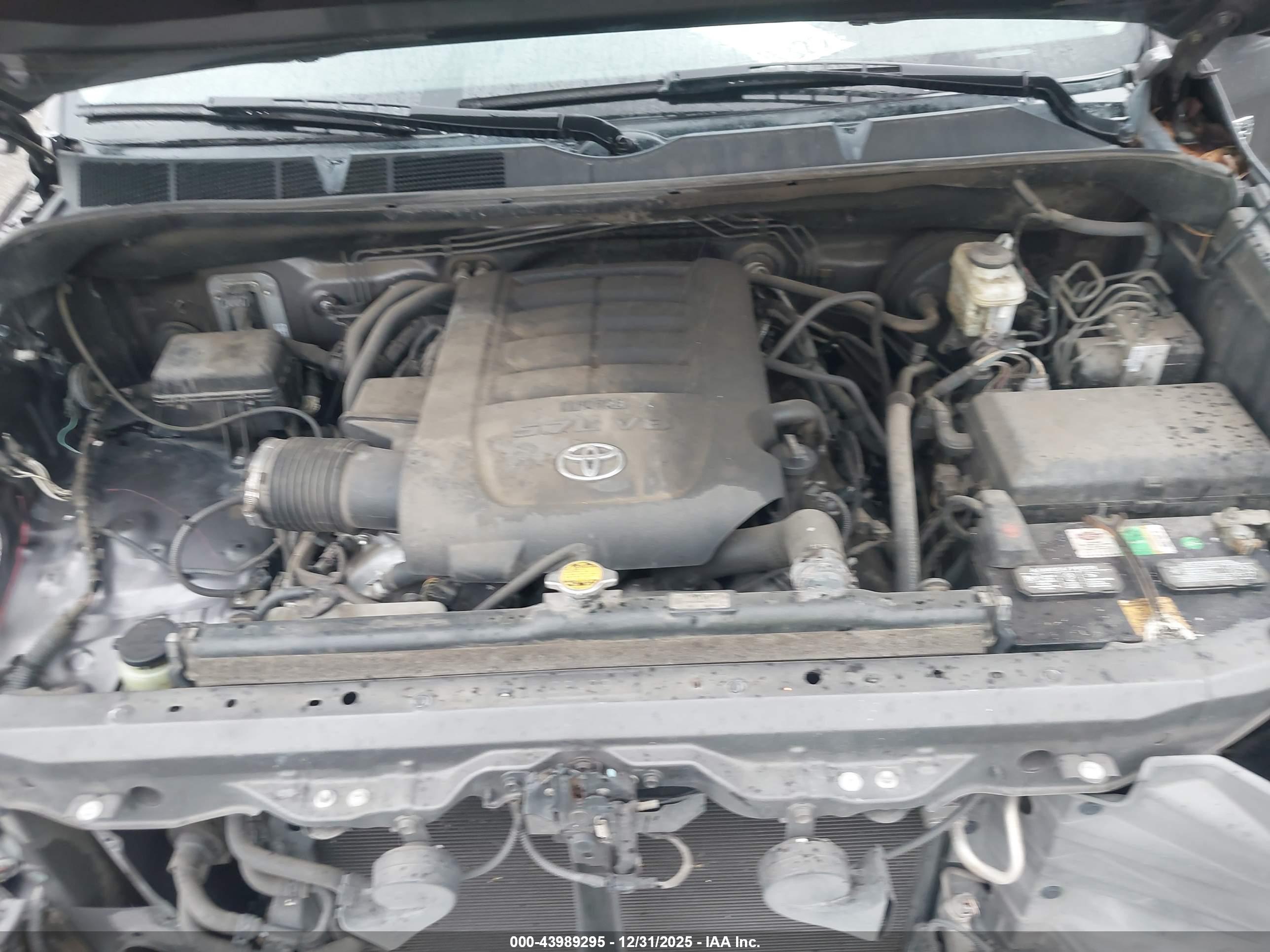 TOYOTA TUNDRA image 10