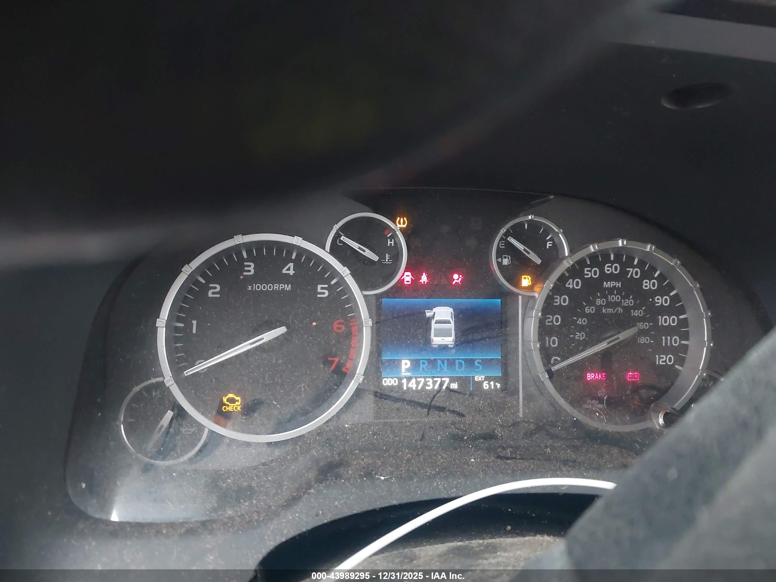 TOYOTA TUNDRA image 7