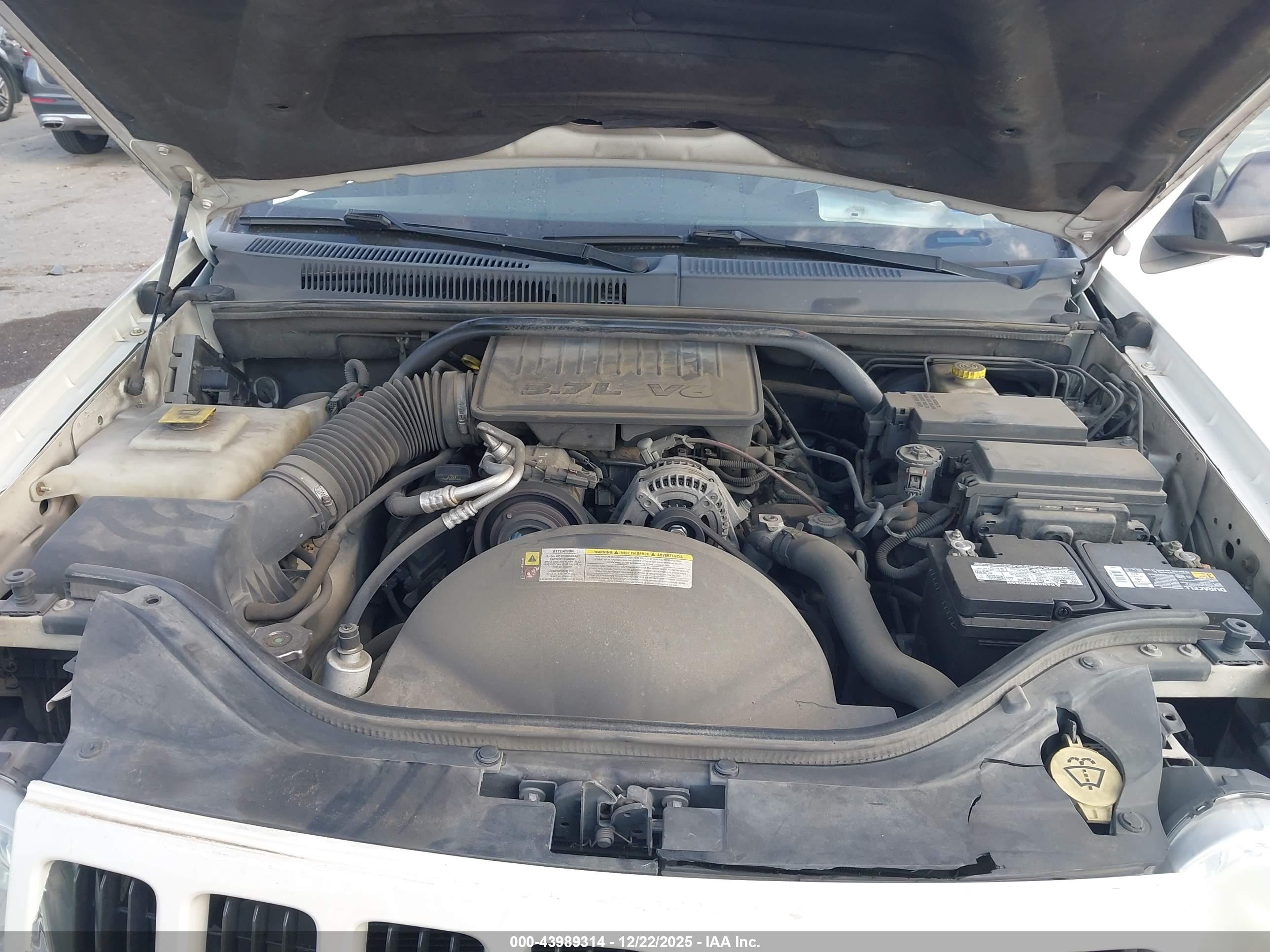JEEP GRAND image 10