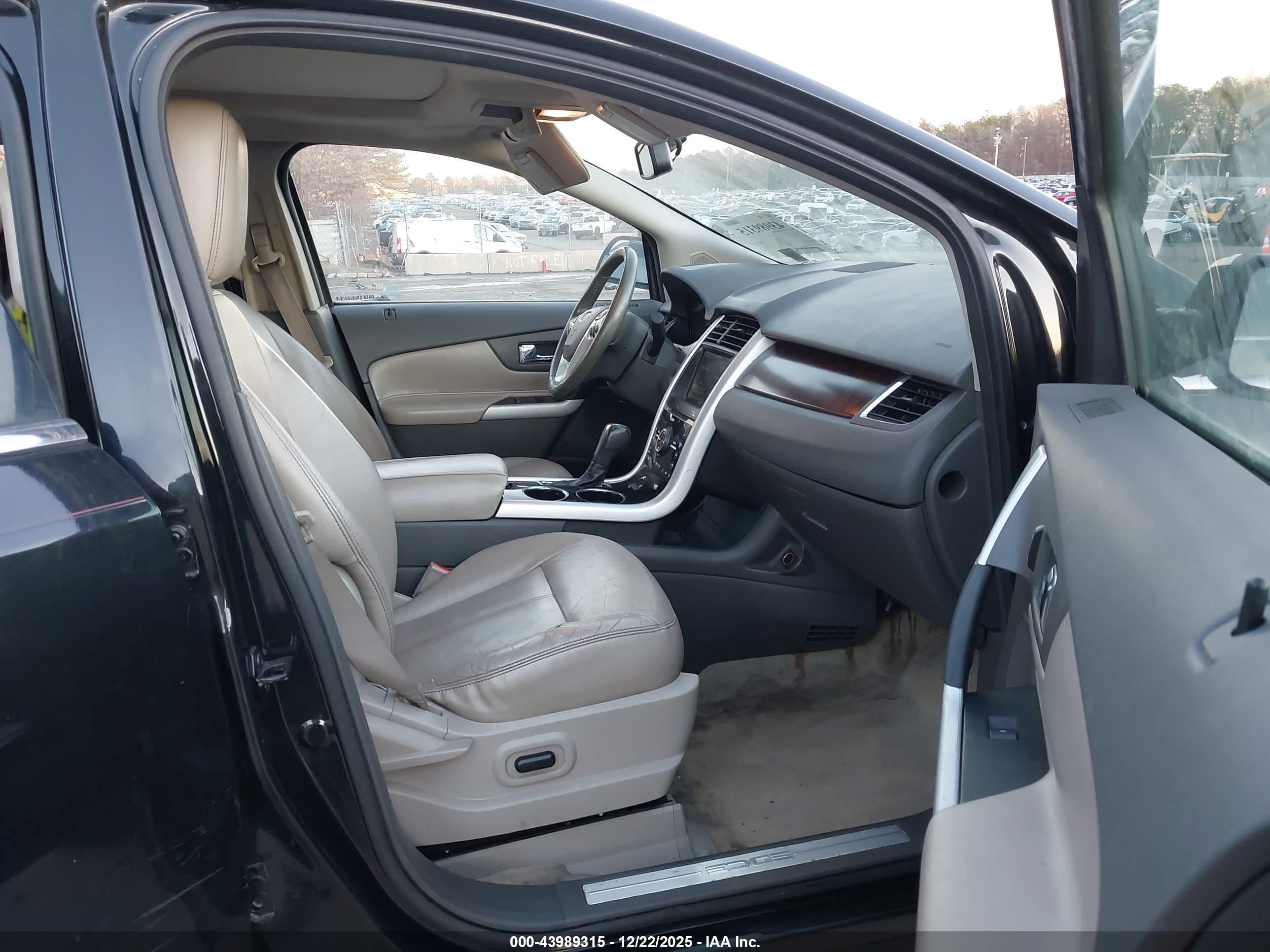 FORD EDGE image 5