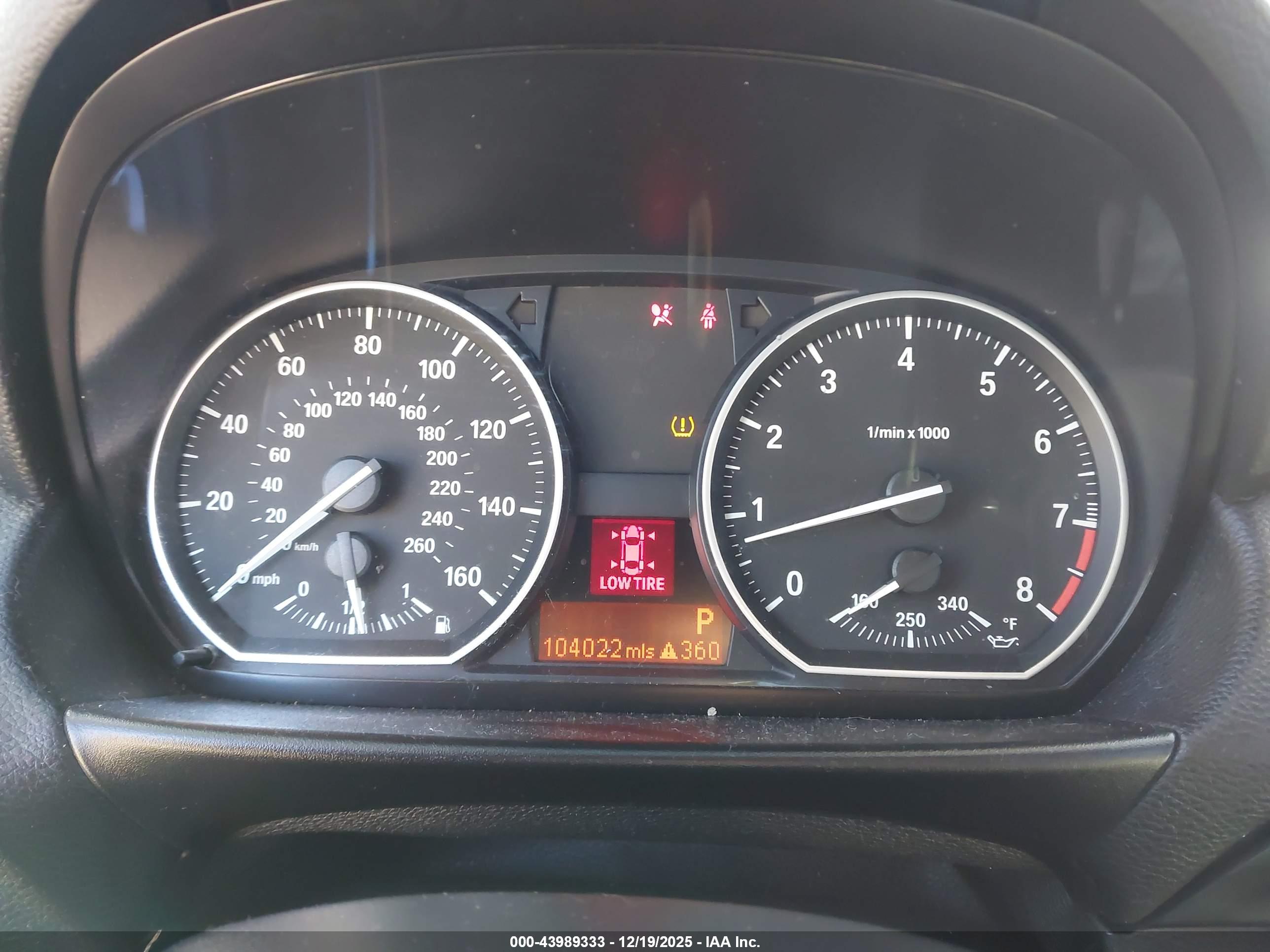 BMW 135I image 7