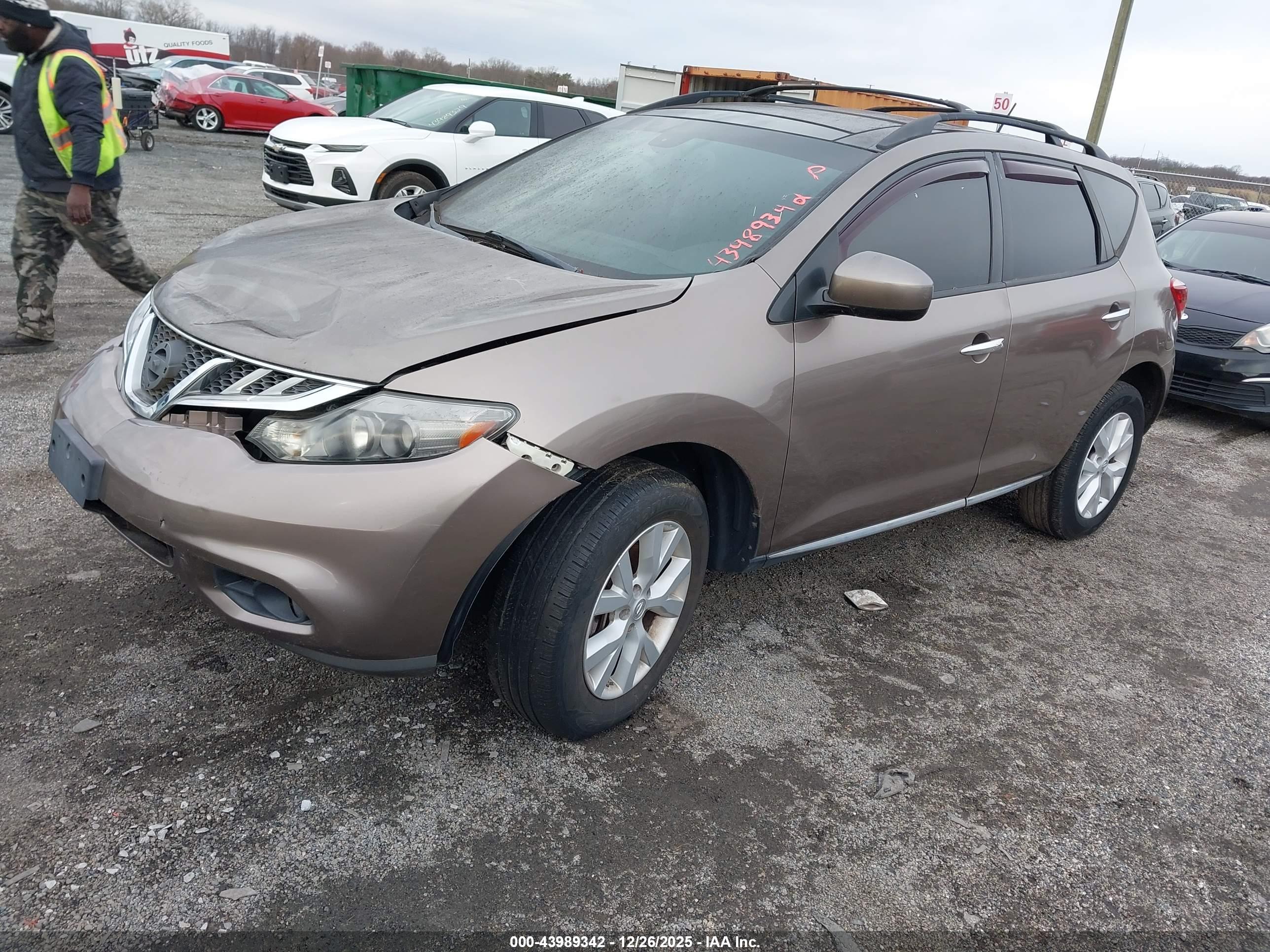 NISSAN MURANO image 2