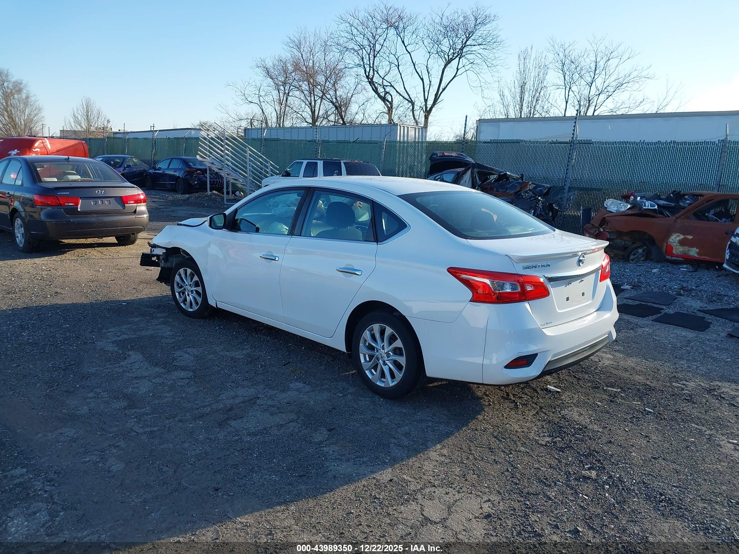 NISSAN SENTRA image 3