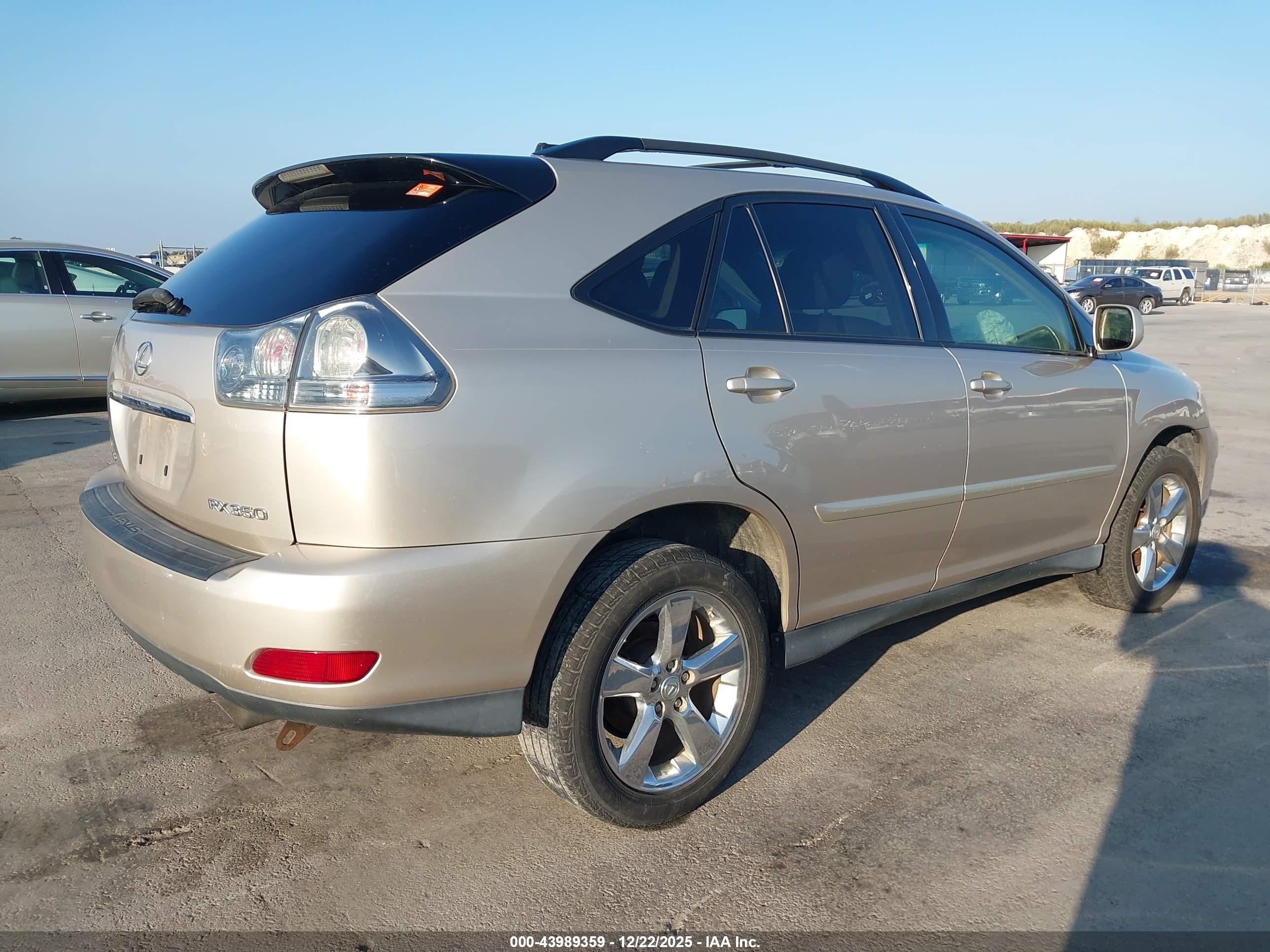 LEXUS RX image 4