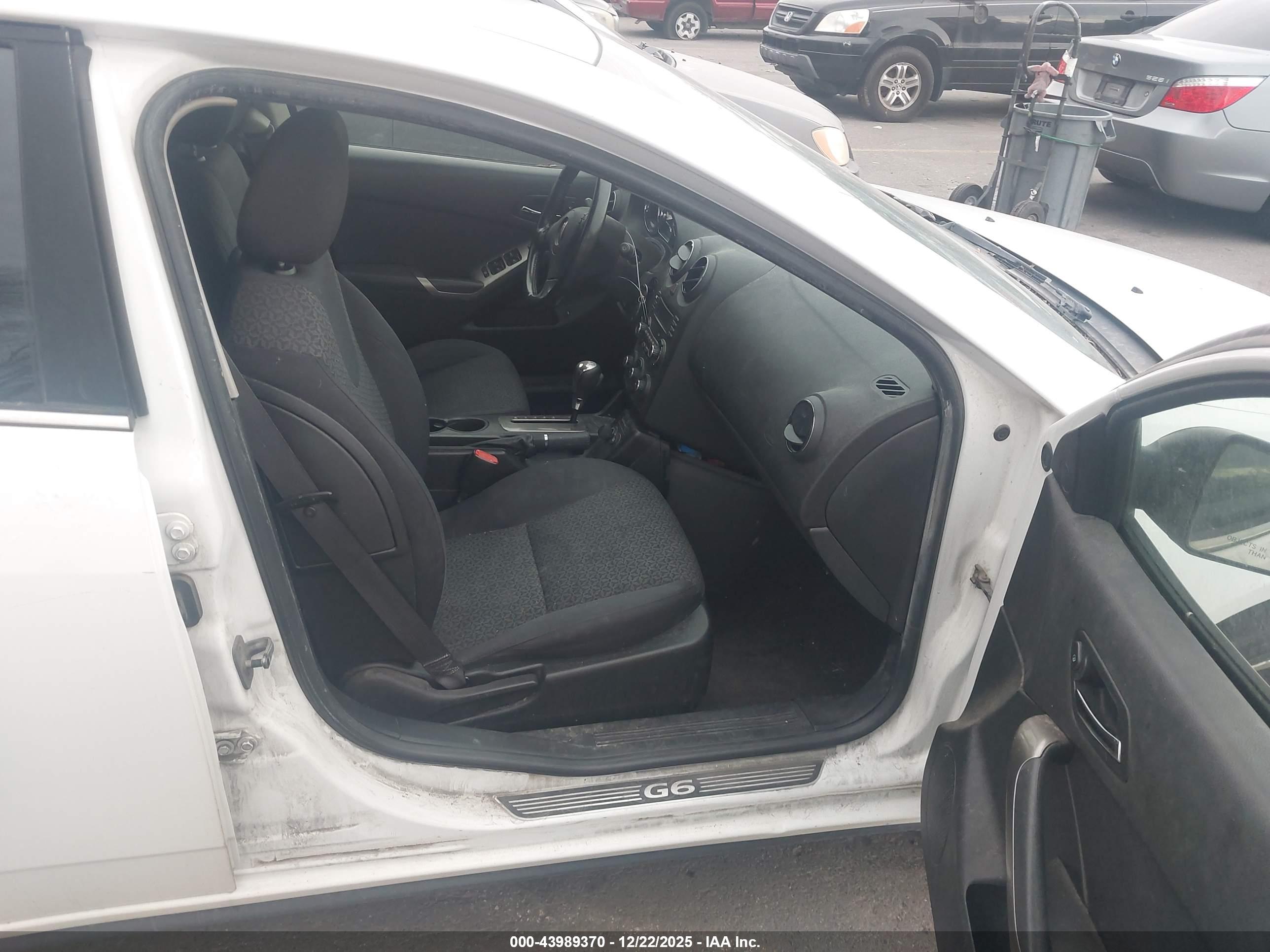 PONTIAC G6 image 5