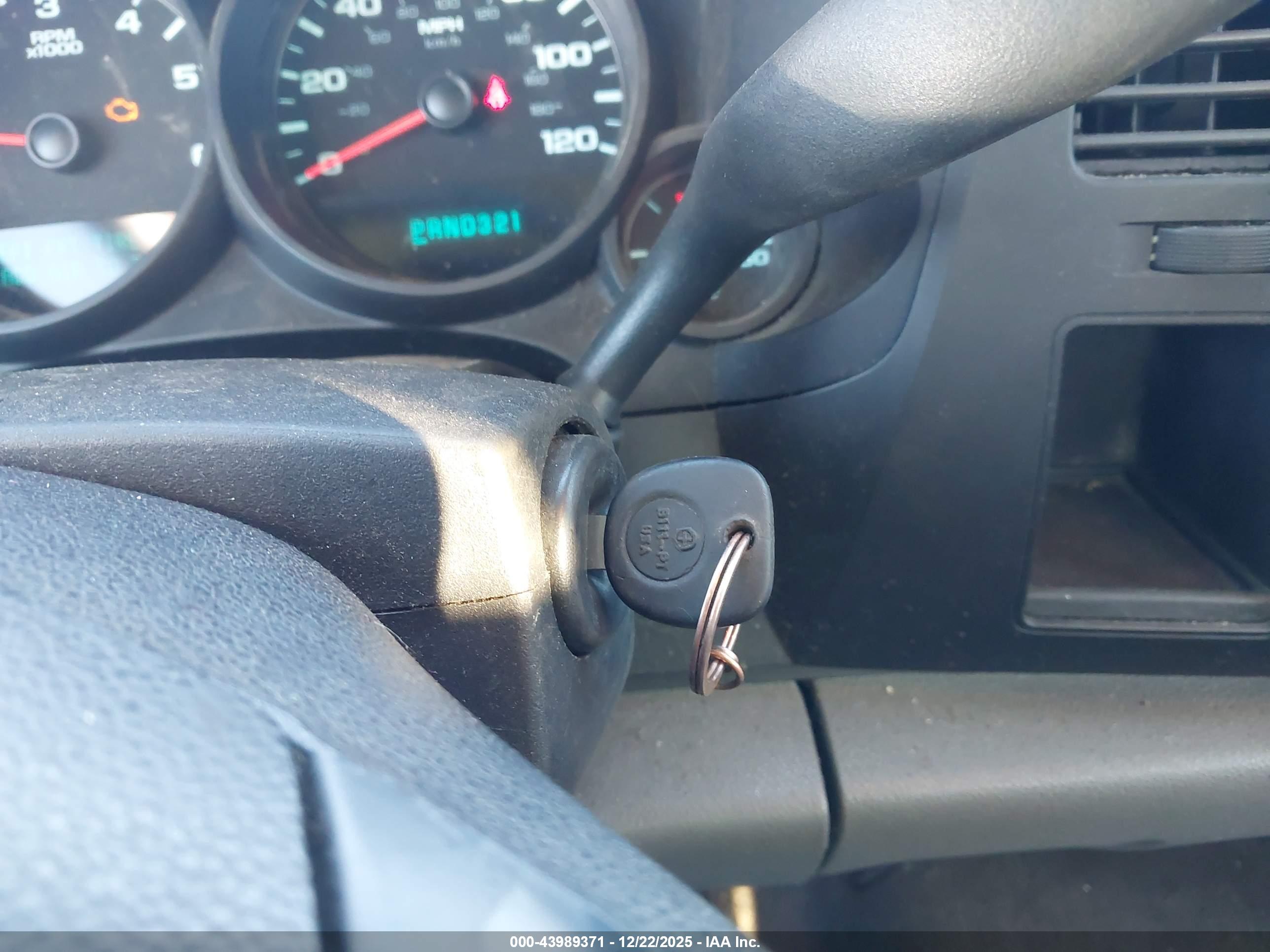 GMC SIERRA image 11