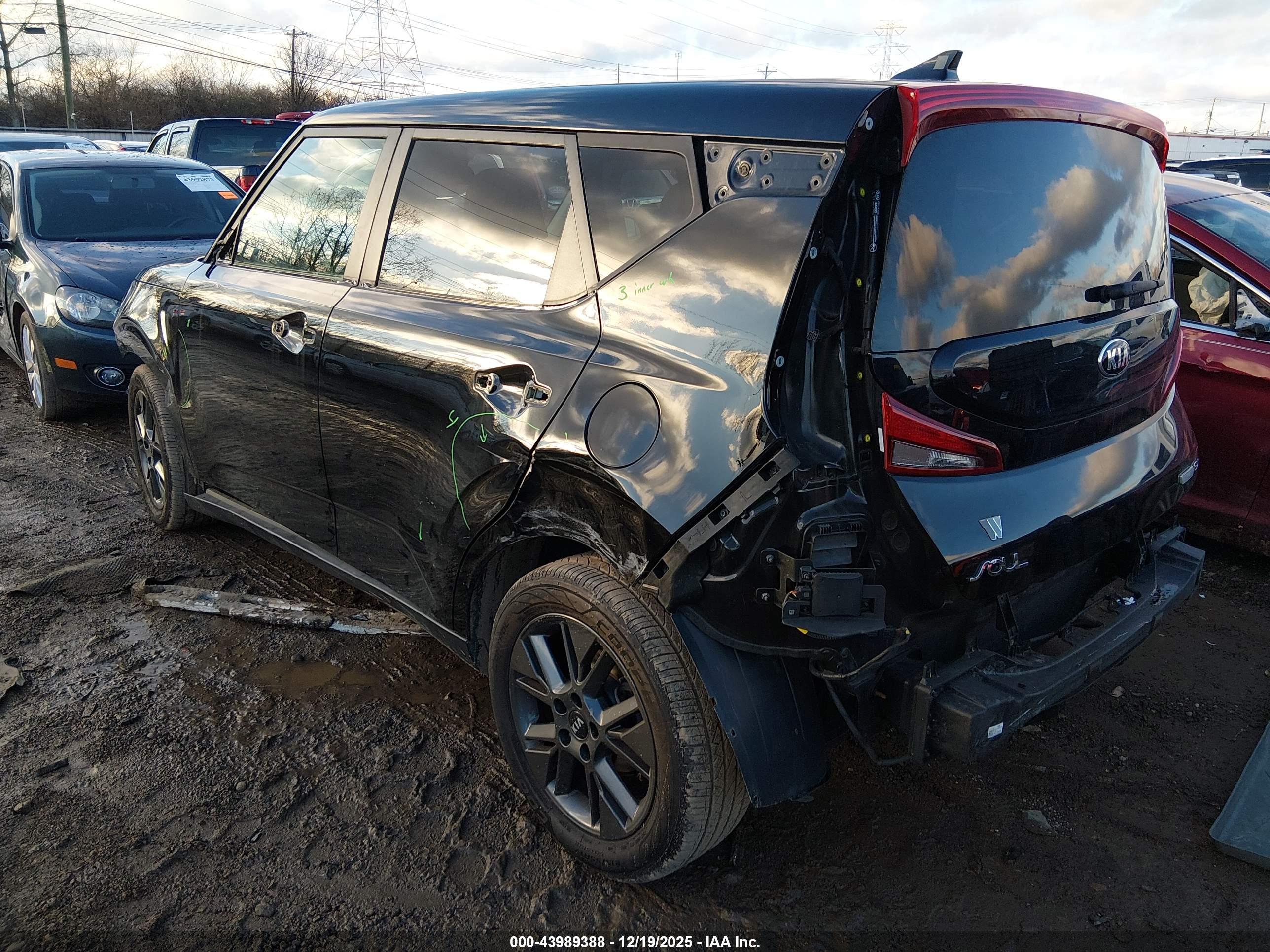 KIA SOUL image 3
