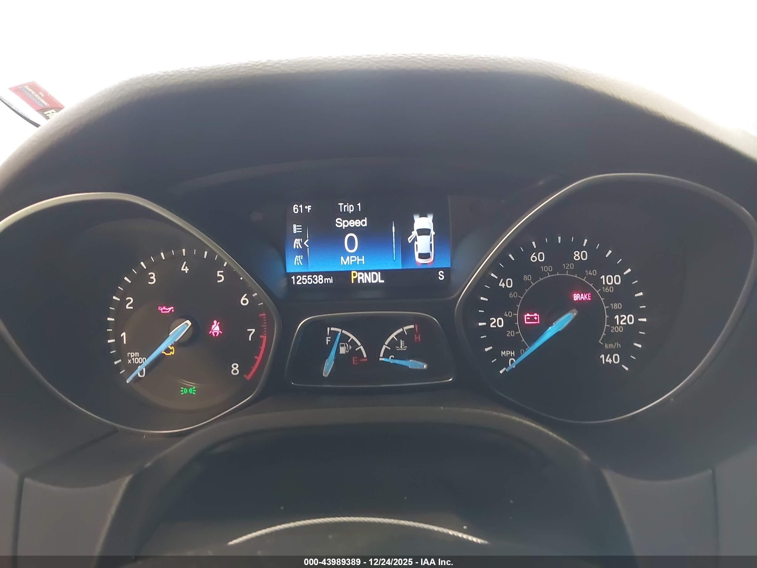FORD FOCUS image 7