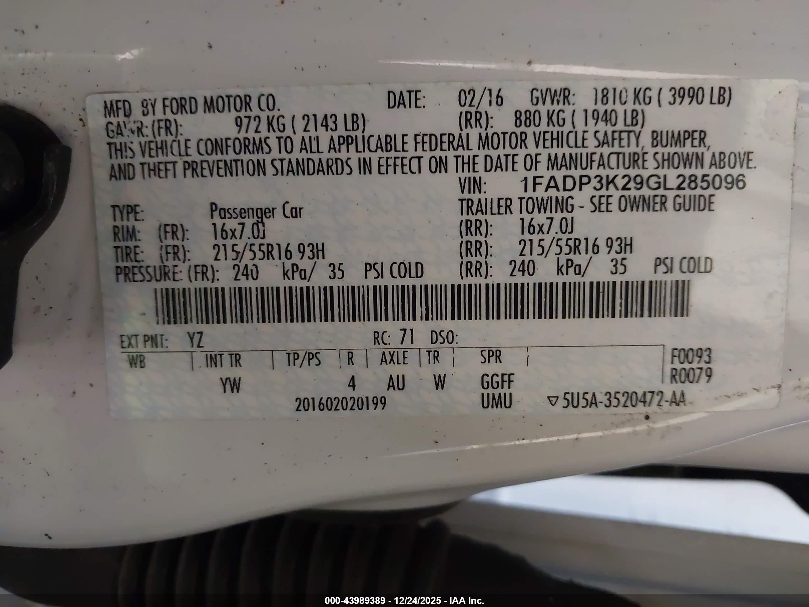 FORD FOCUS image 9