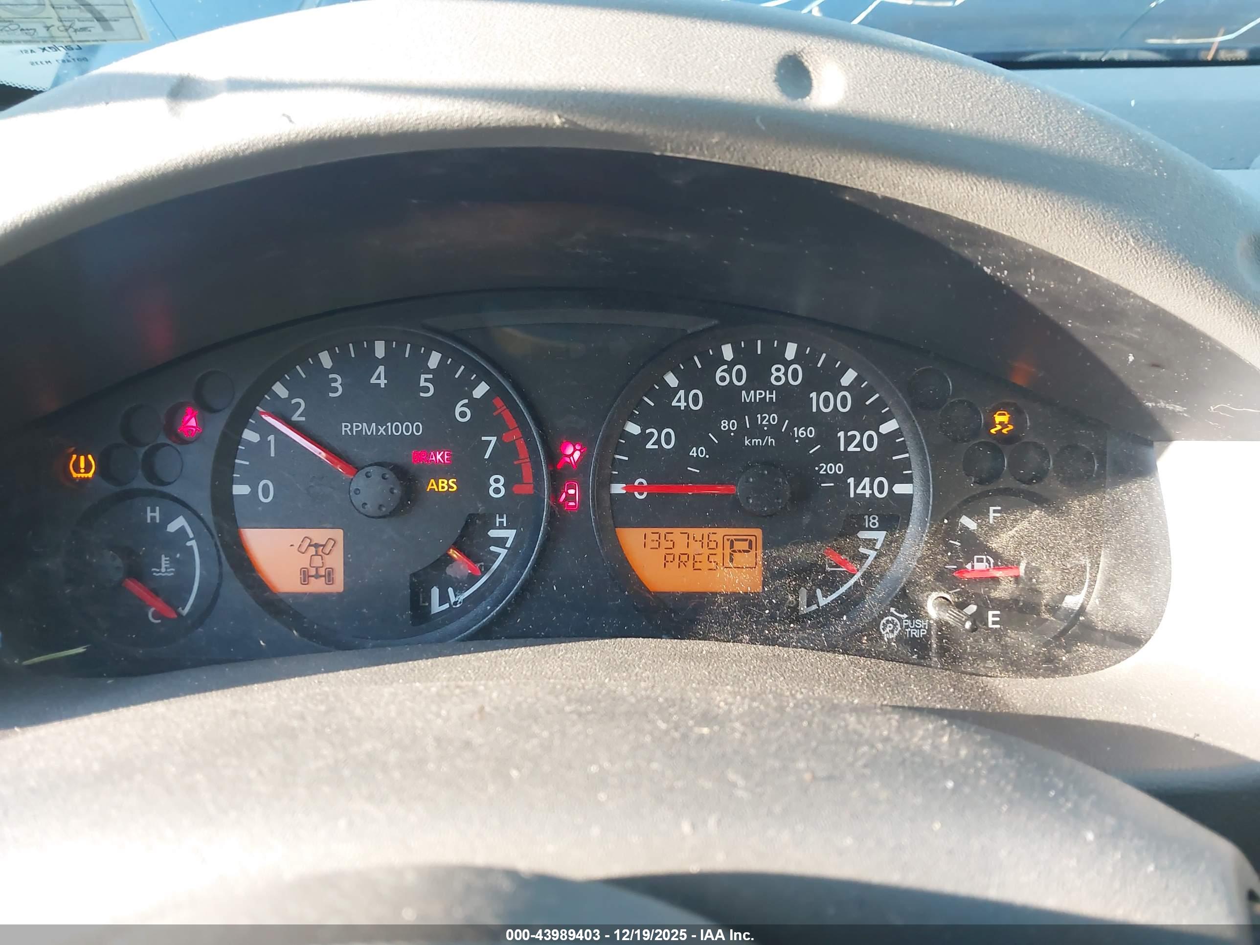 NISSAN FRONTIER image 7