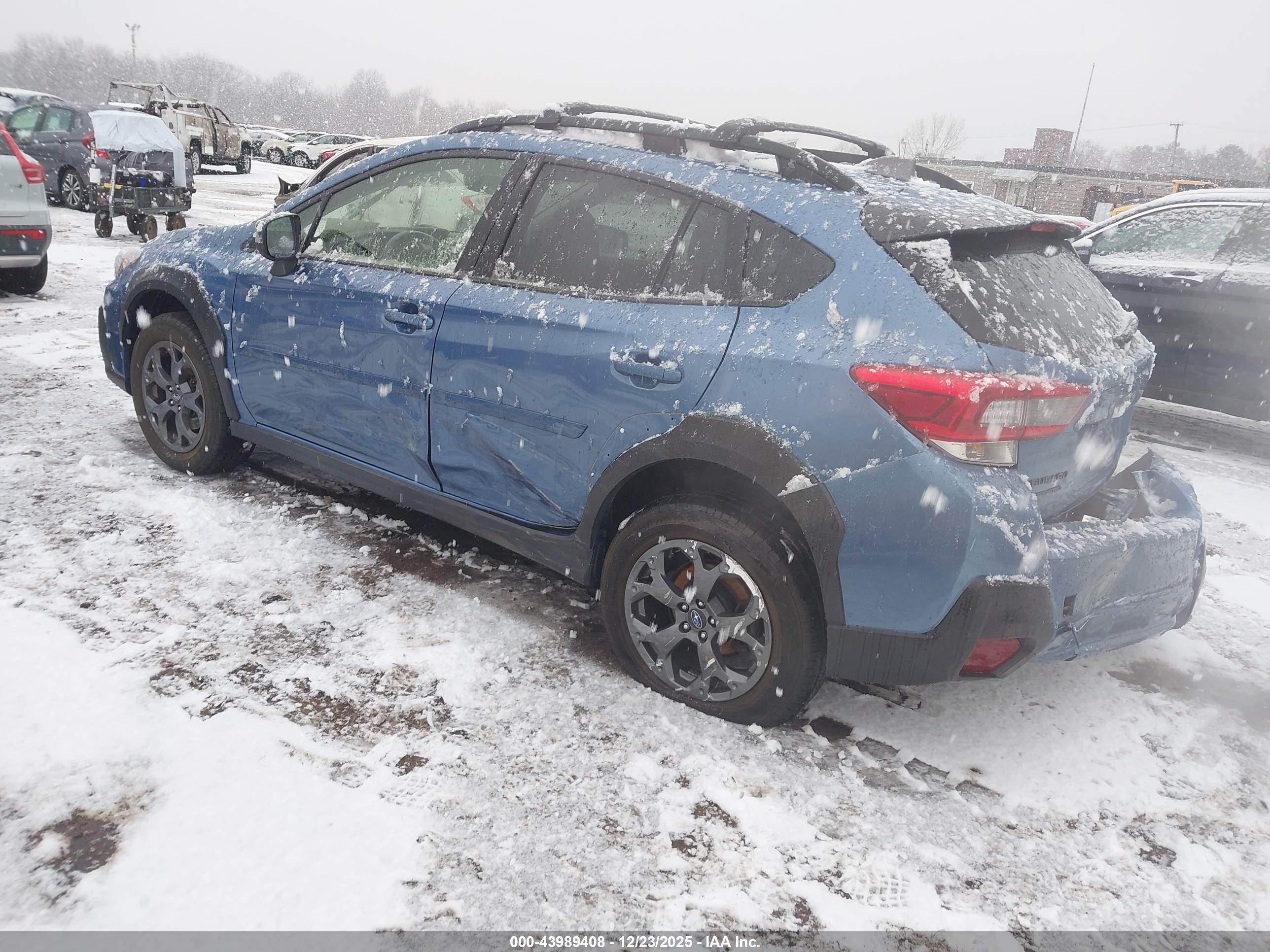 SUBARU CROSSTREK image 3