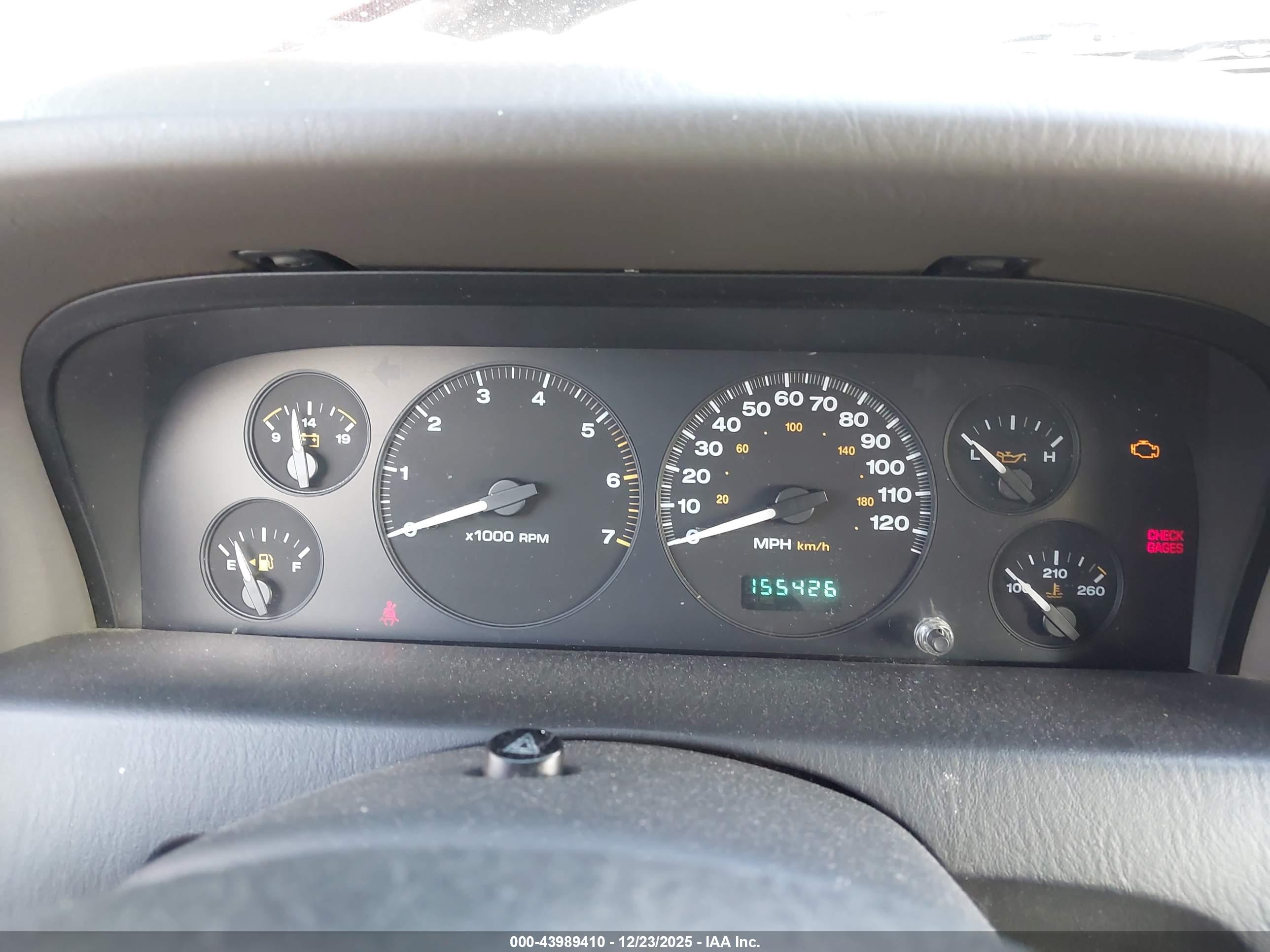 JEEP GRAND image 7