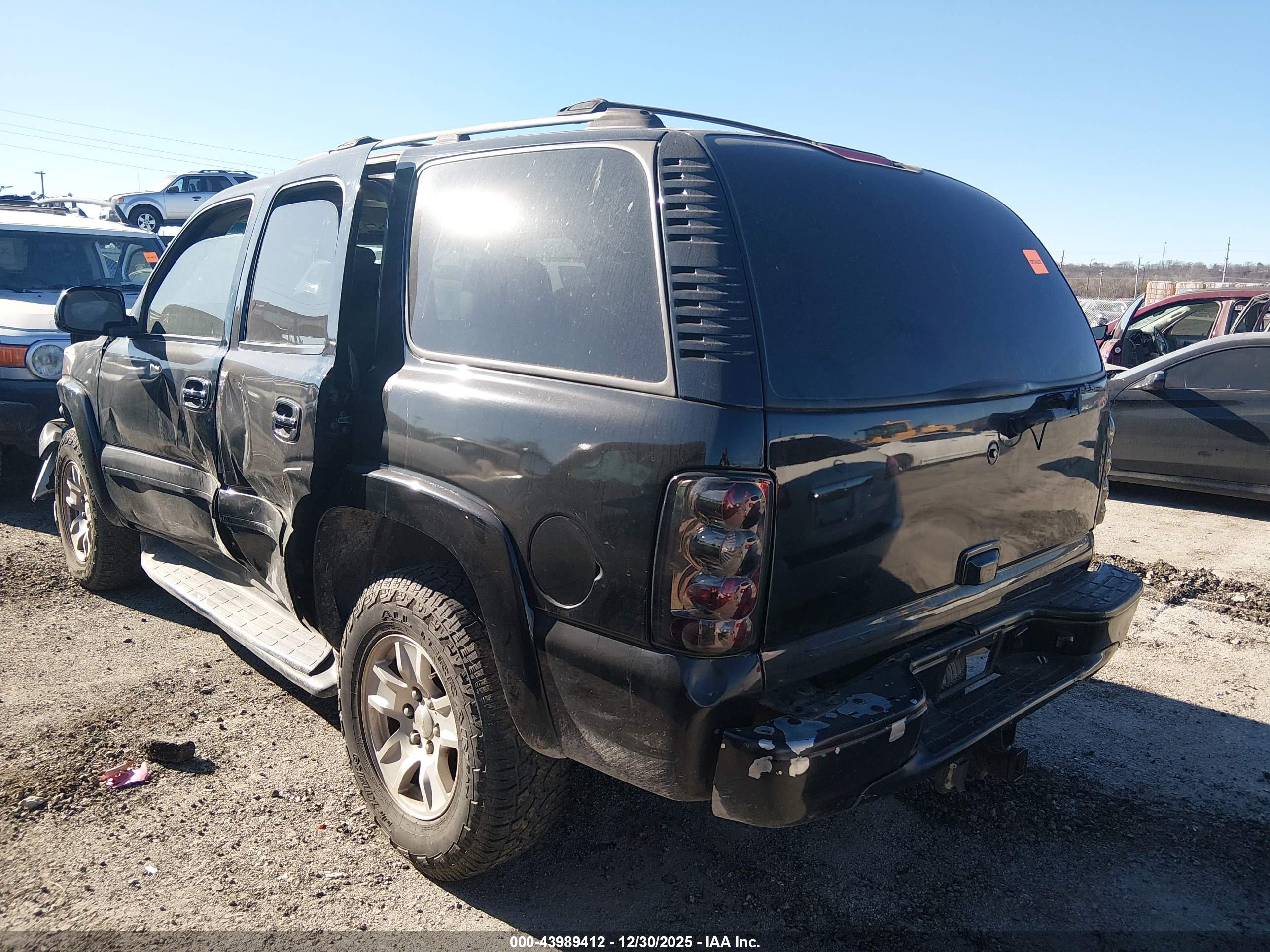 CHEVROLET TAHOE image 3