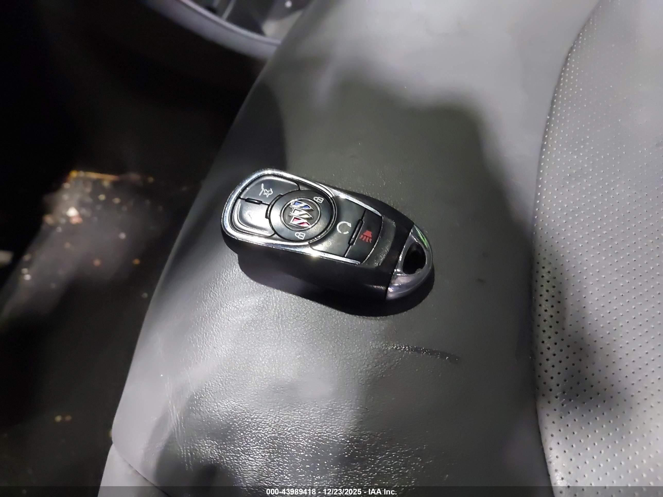 BUICK ENCLAVE image 11