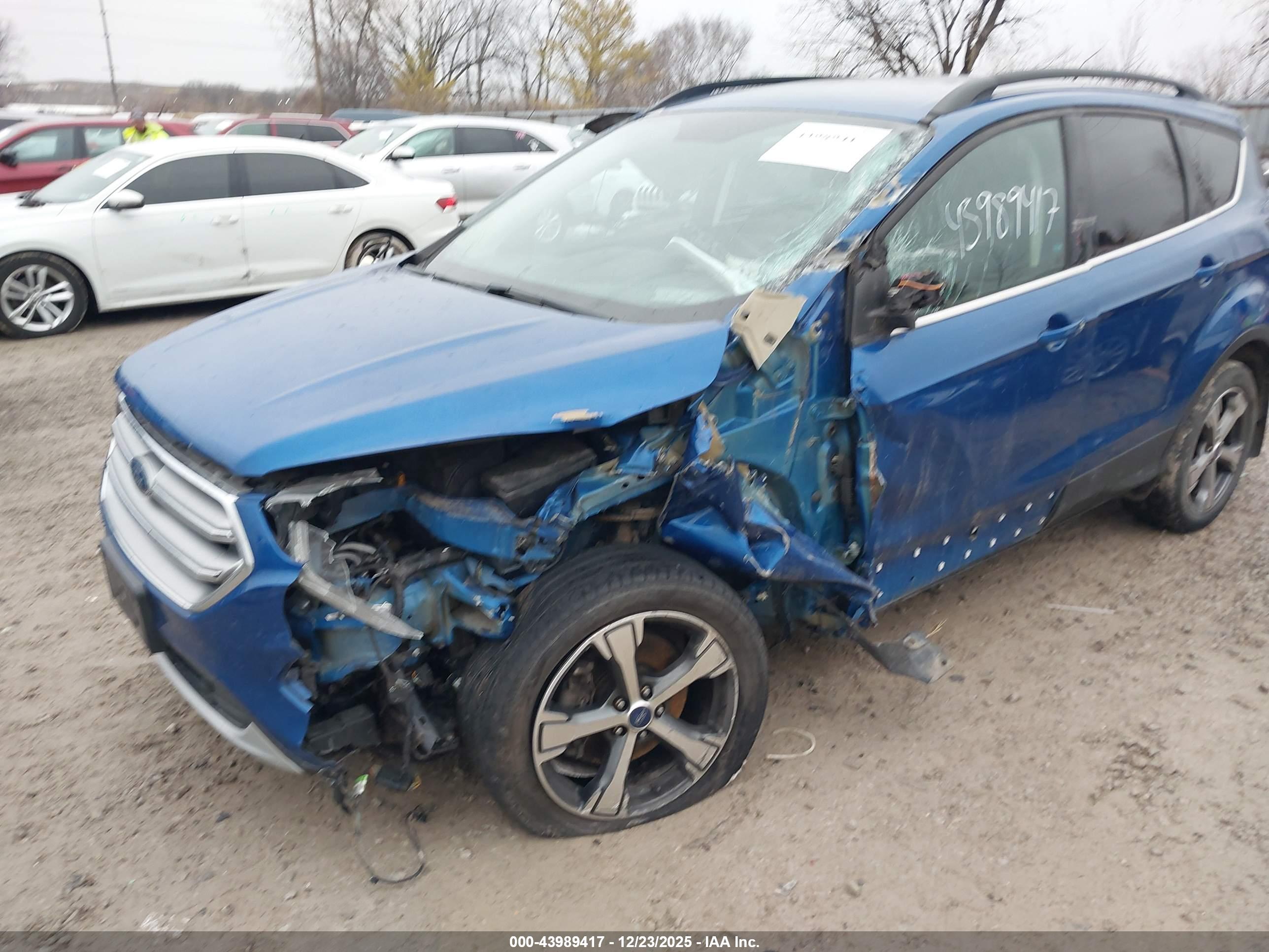 FORD ESCAPE image 6