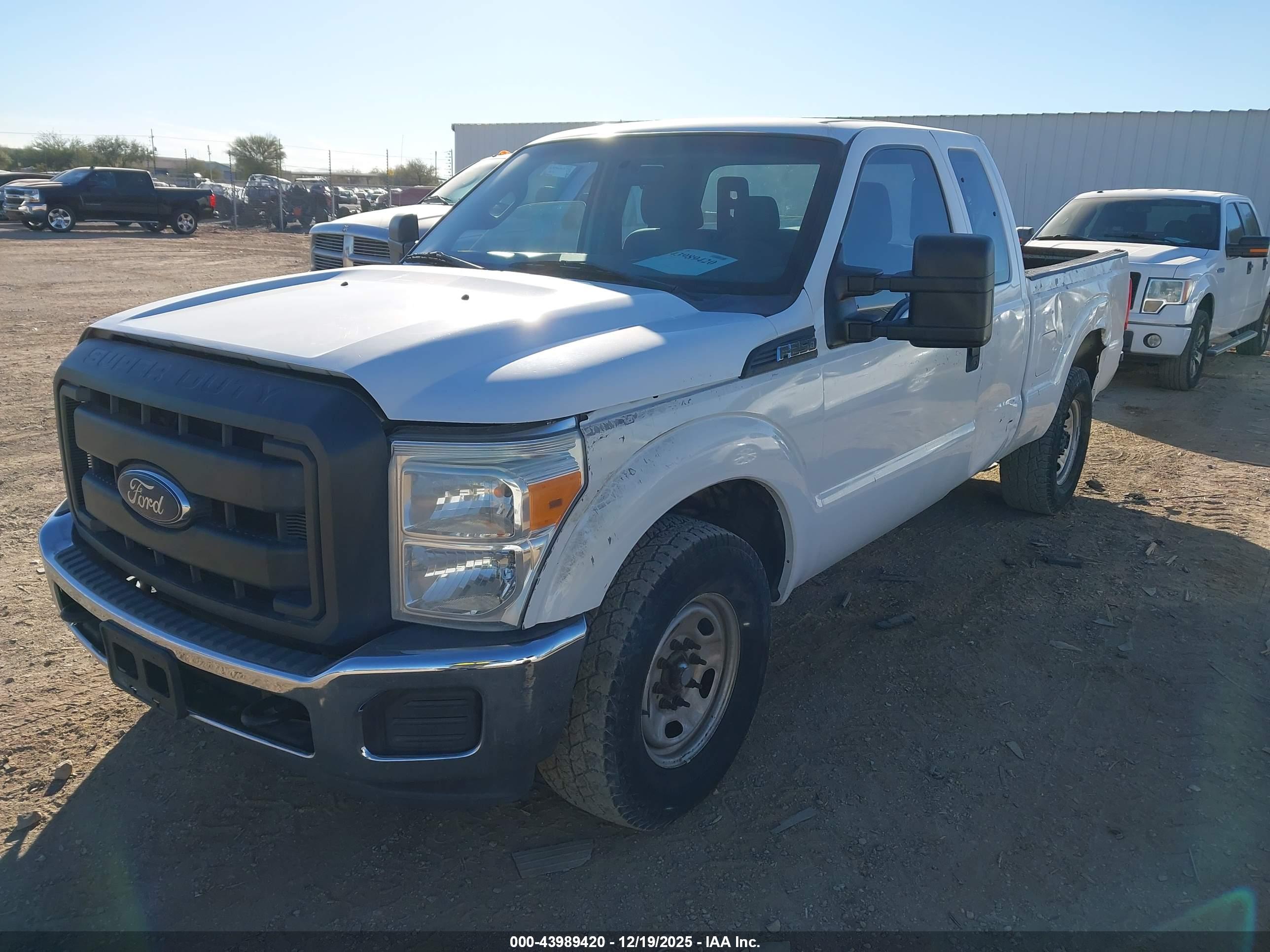 FORD F-250 image 2