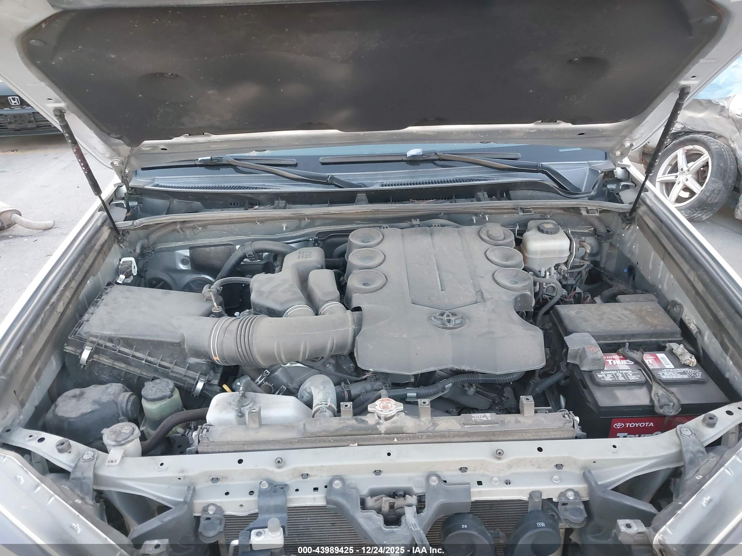 TOYOTA 4RUNNER image 10