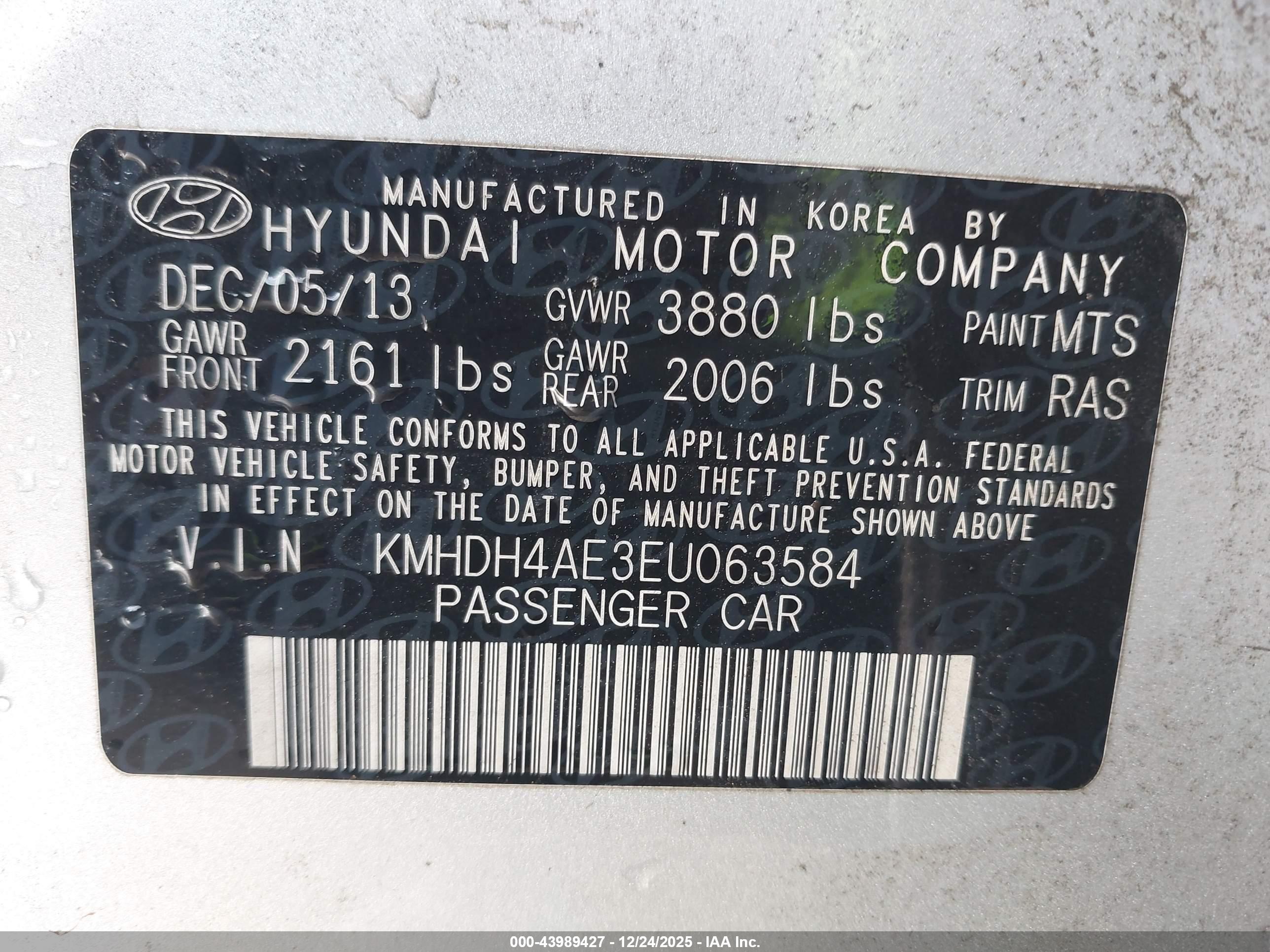 HYUNDAI ELANTRA image 9