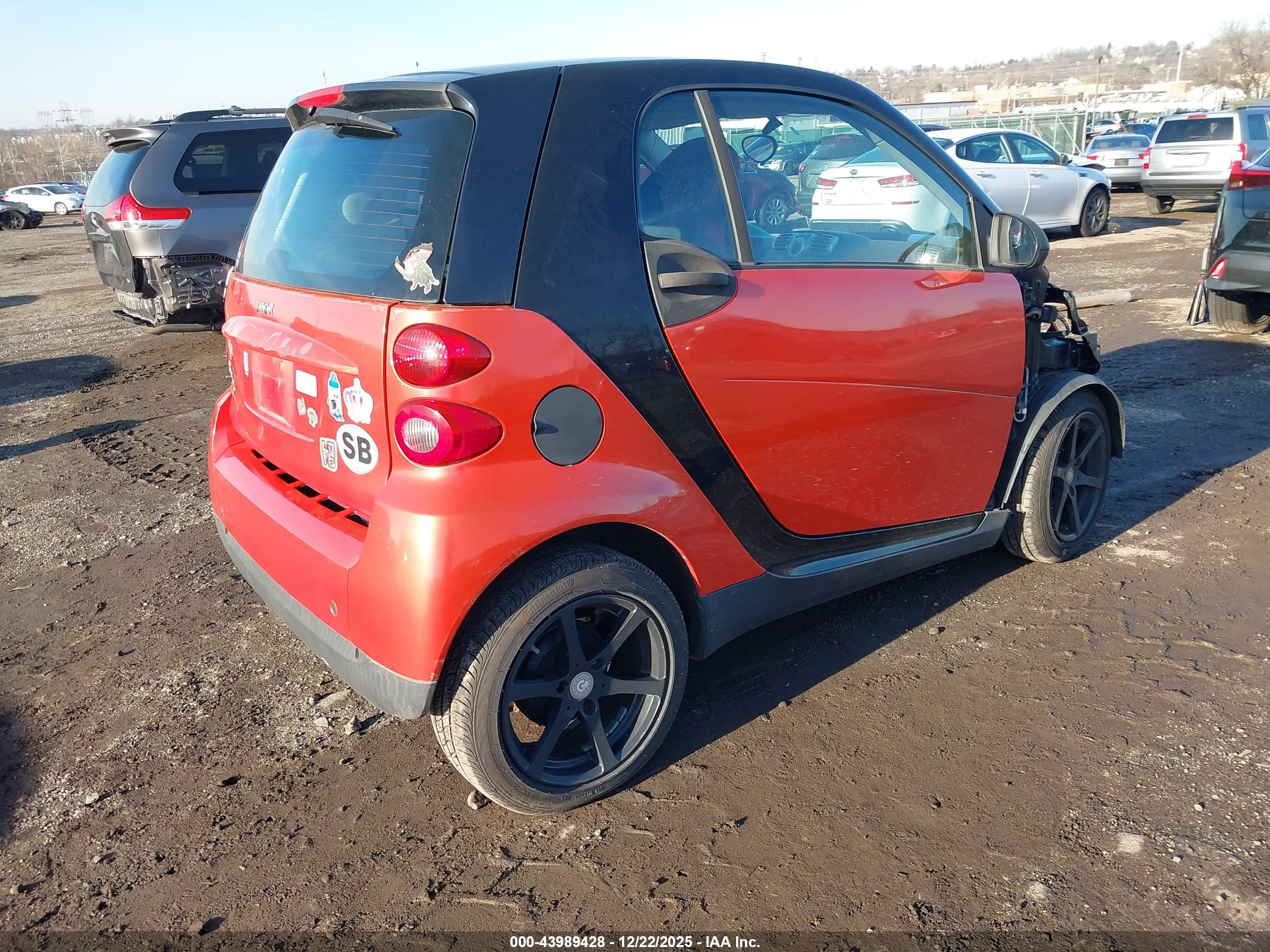 SMART FORTWO image 4